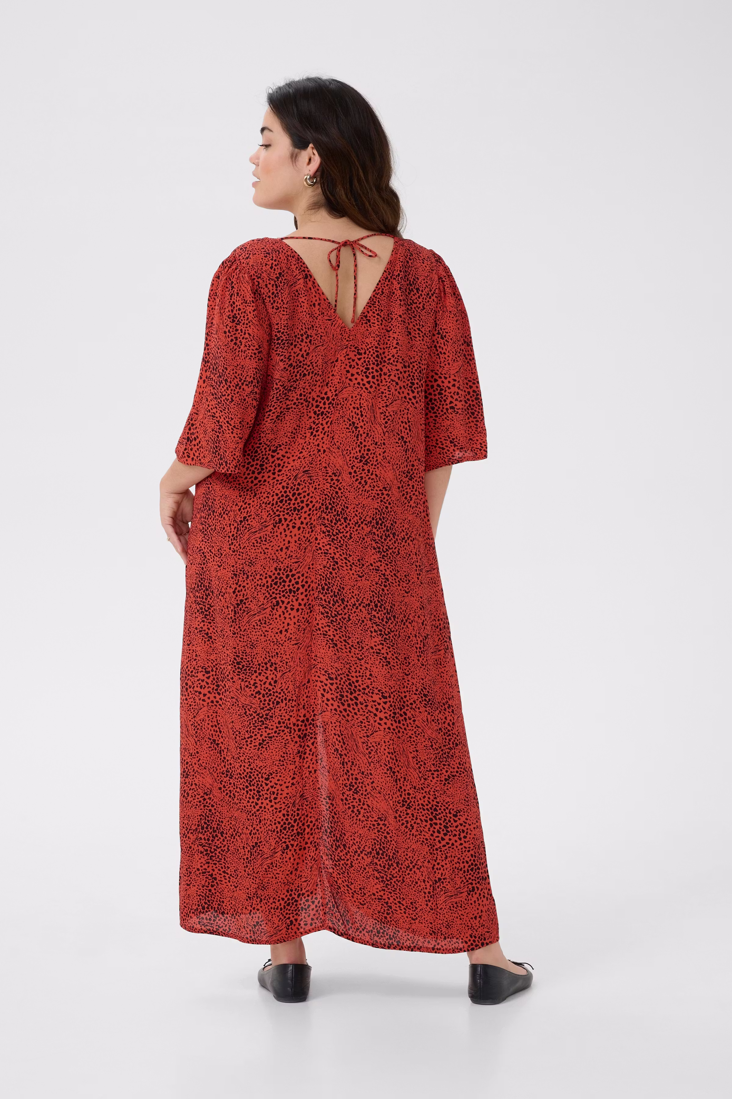 KCaliana Dress LOOKBOOK BACK 10583150-107428