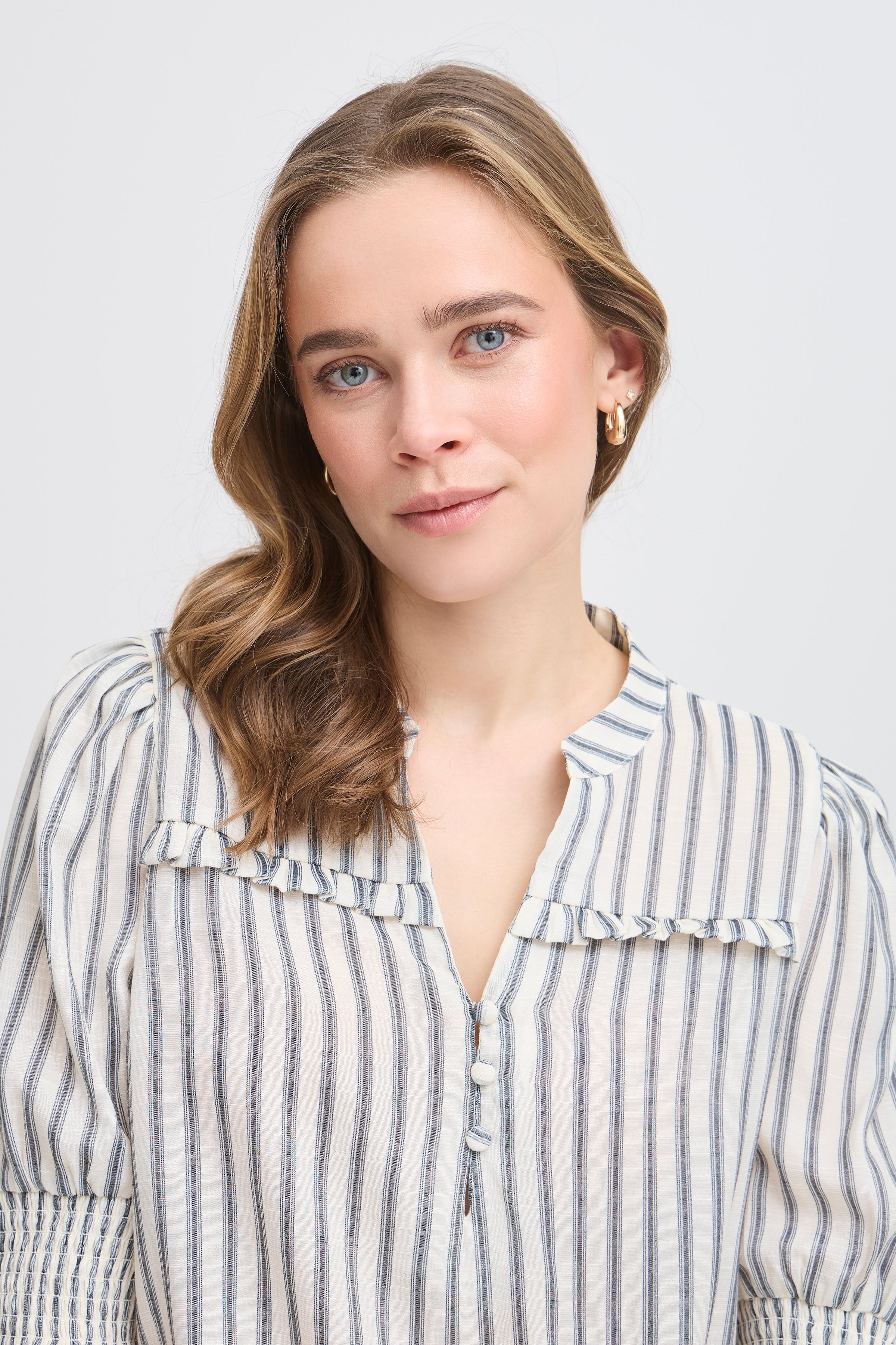 FRALYSSA Blouse LOOKBOOK DETAIL 20616096-205137