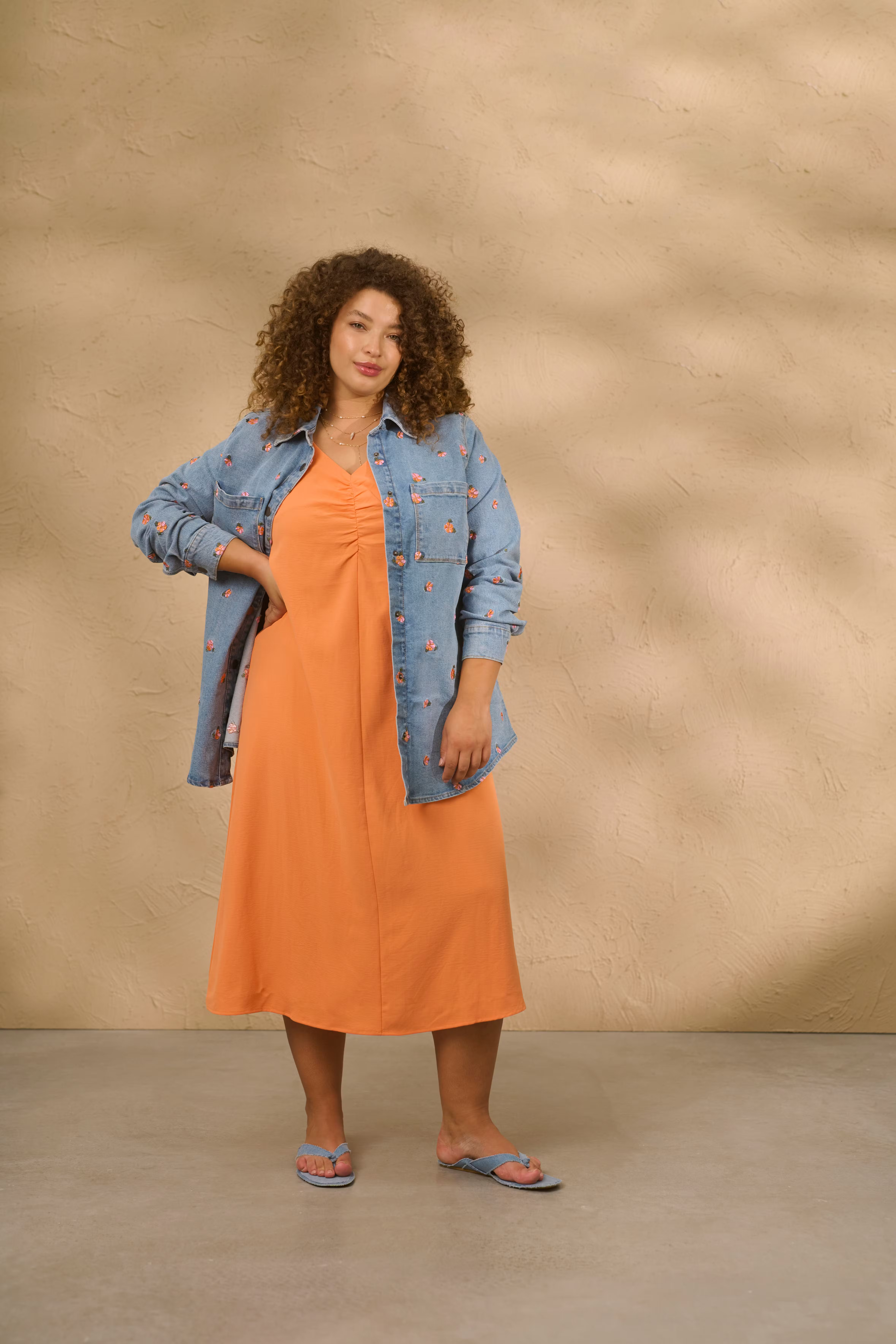 KClilja Kjole LOCATION NONE 10582310-161442