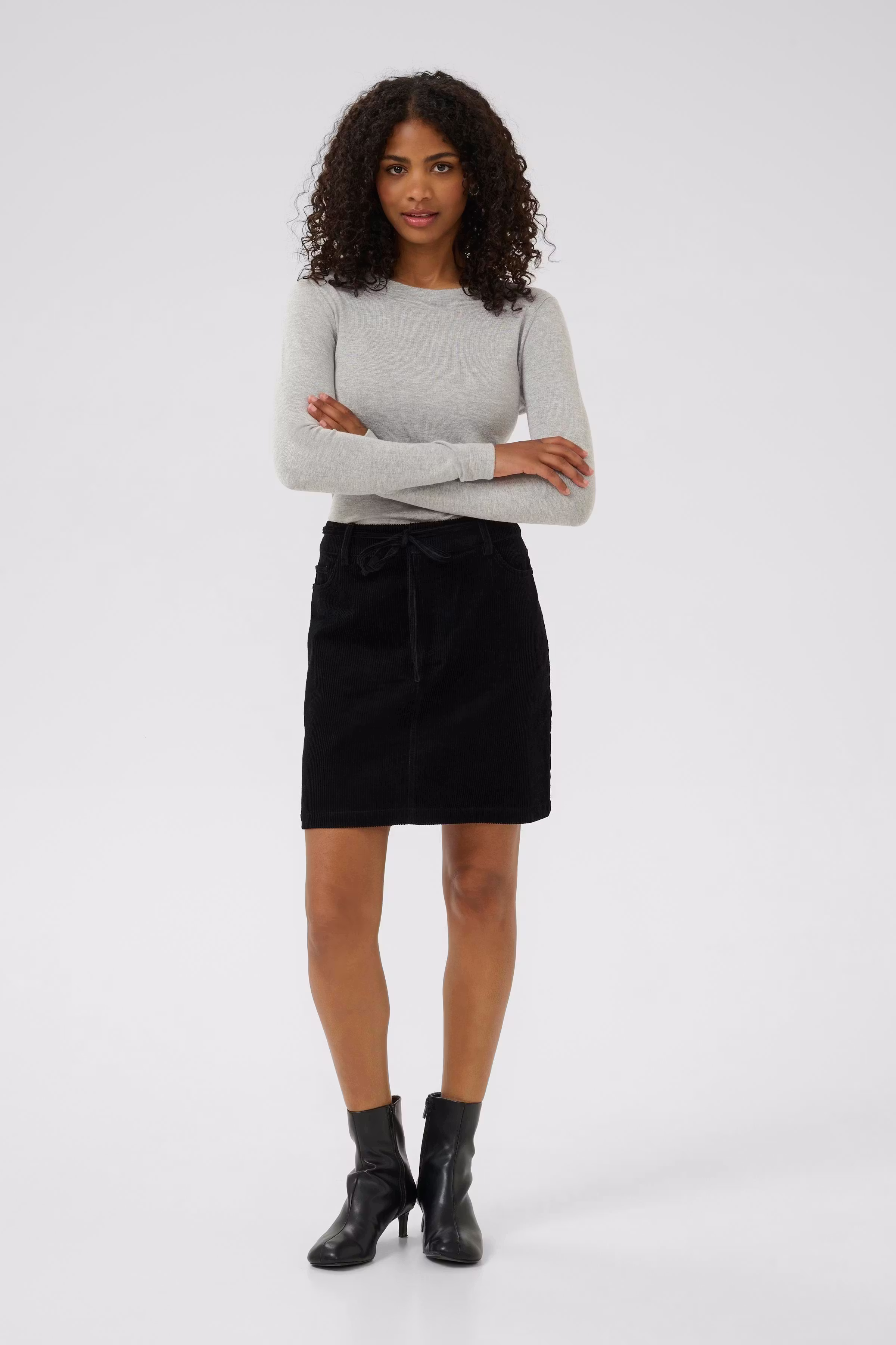 KAlizza Pullover LOOKBOOK FRONT 10510844-100126