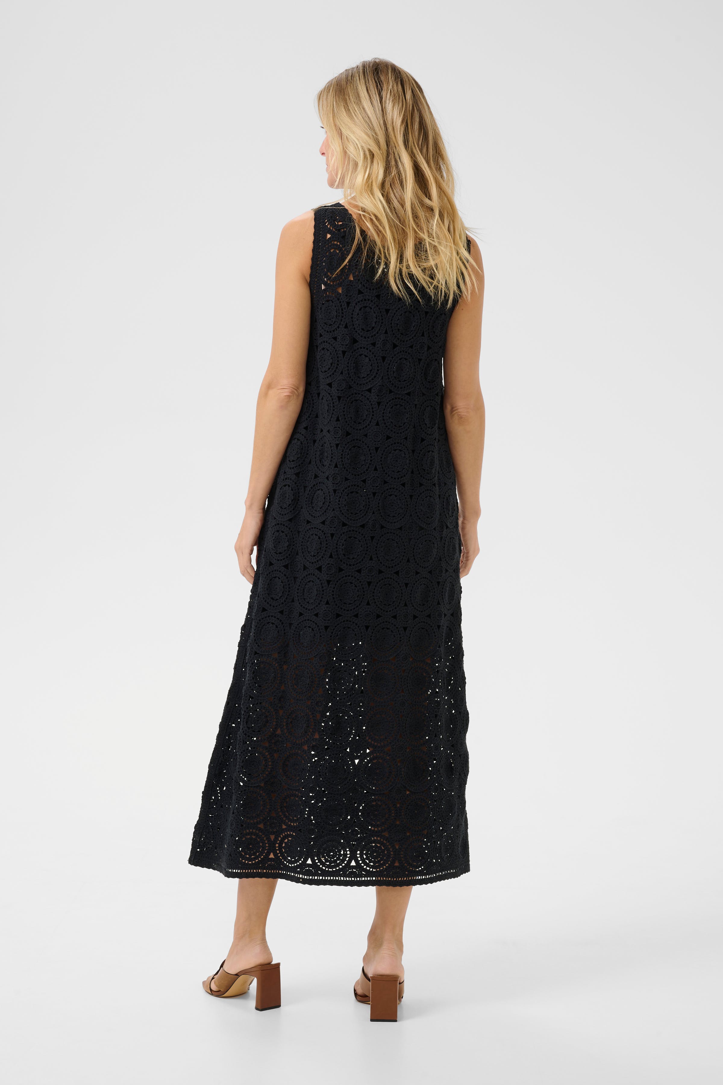 CRRusti Crochet-Kleid LOOKBOOK BACK 10613728-100120