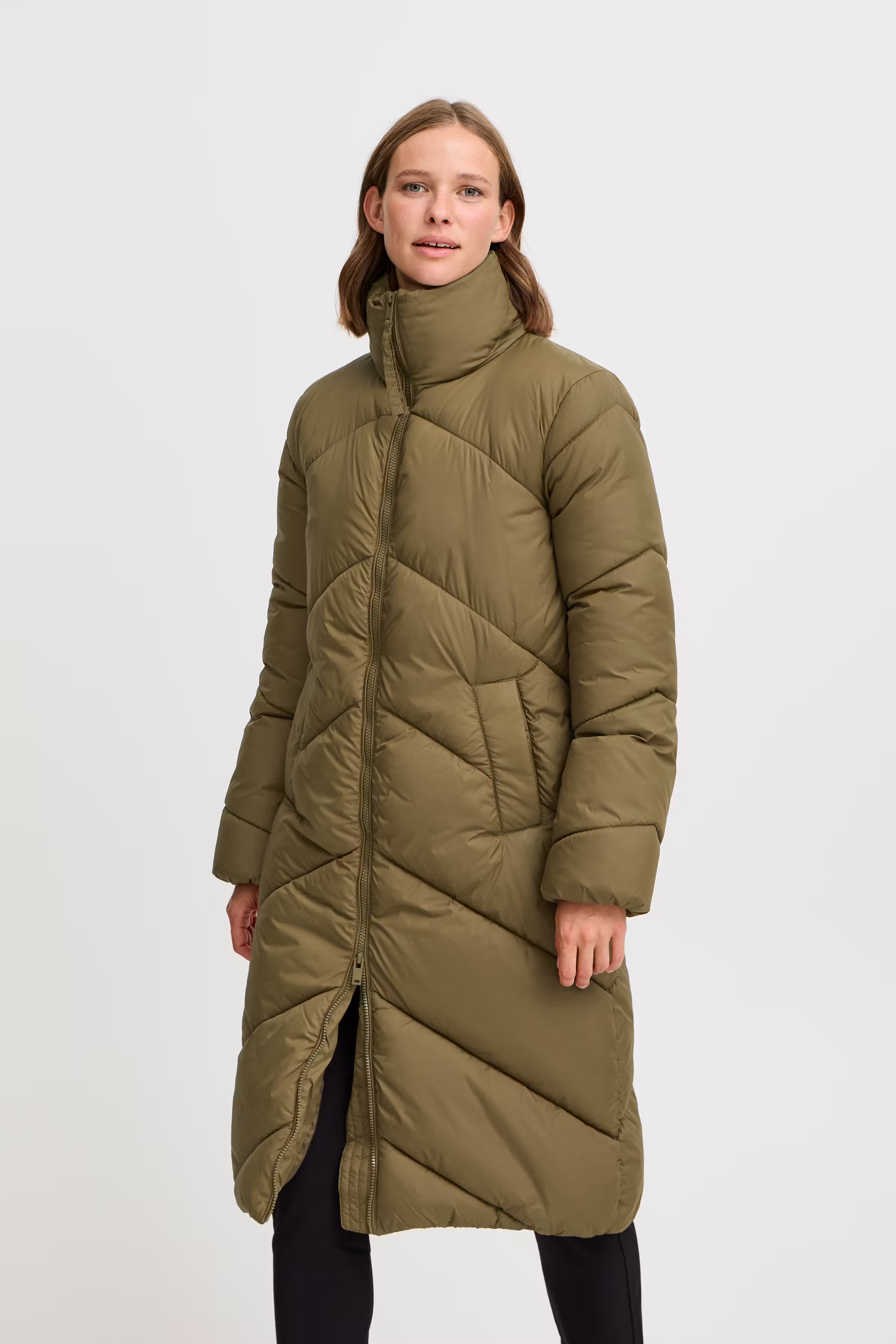 BYBOMINA Frakke LOOKBOOK FRONT 20815102-190622