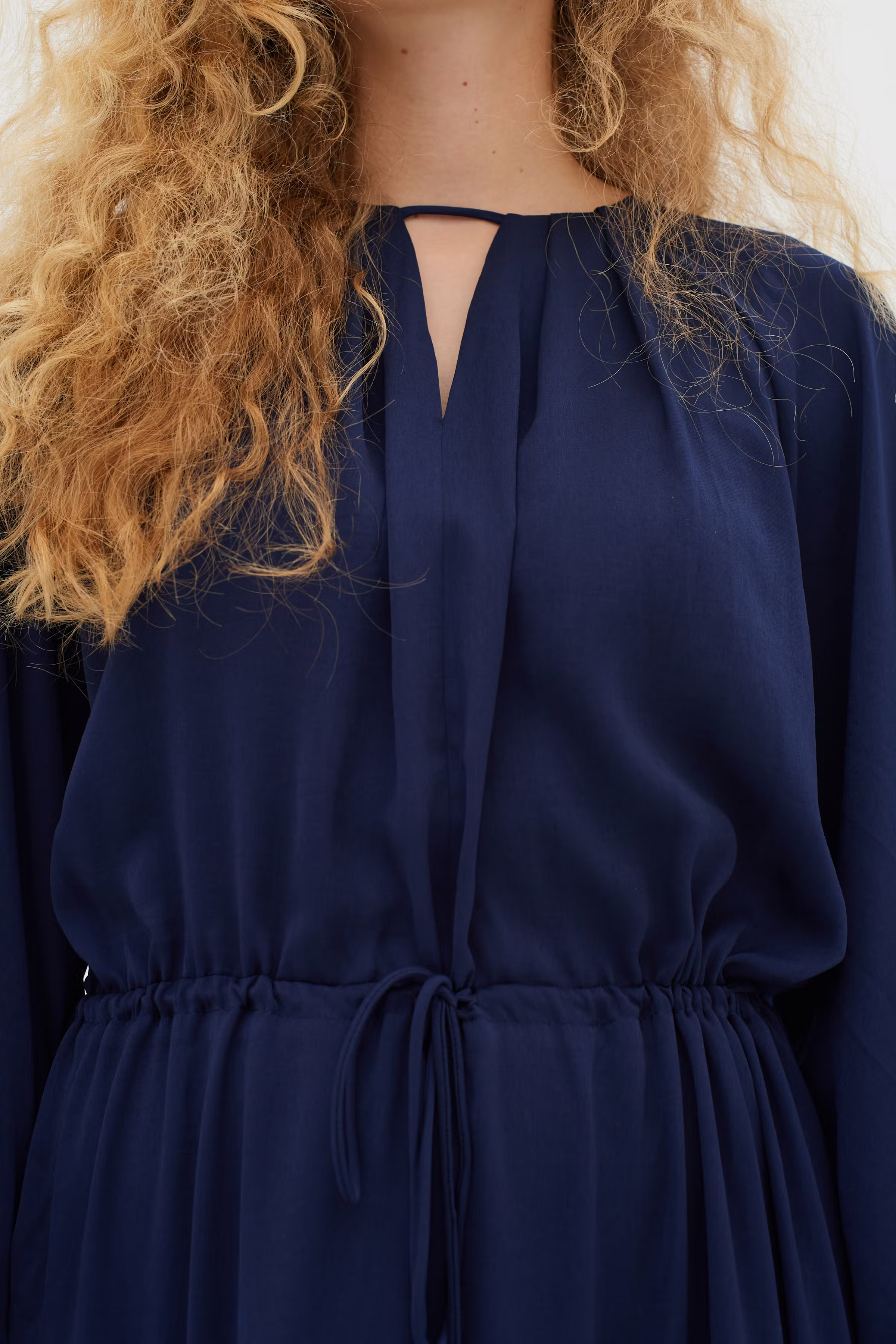 NotoIW Kjole LOOKBOOK DETAIL 30109578-193831