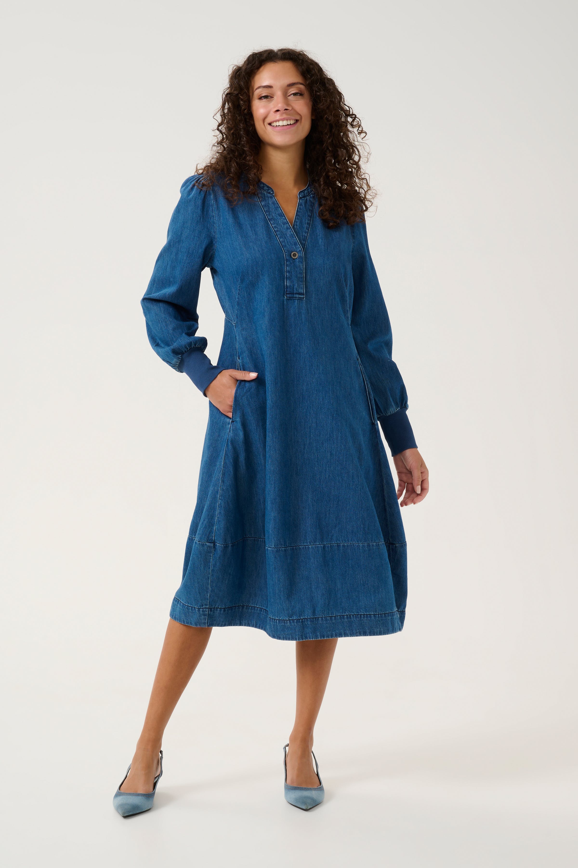 CUarpa Denim Dress LOOKBOOK FRONT 50111524-500029