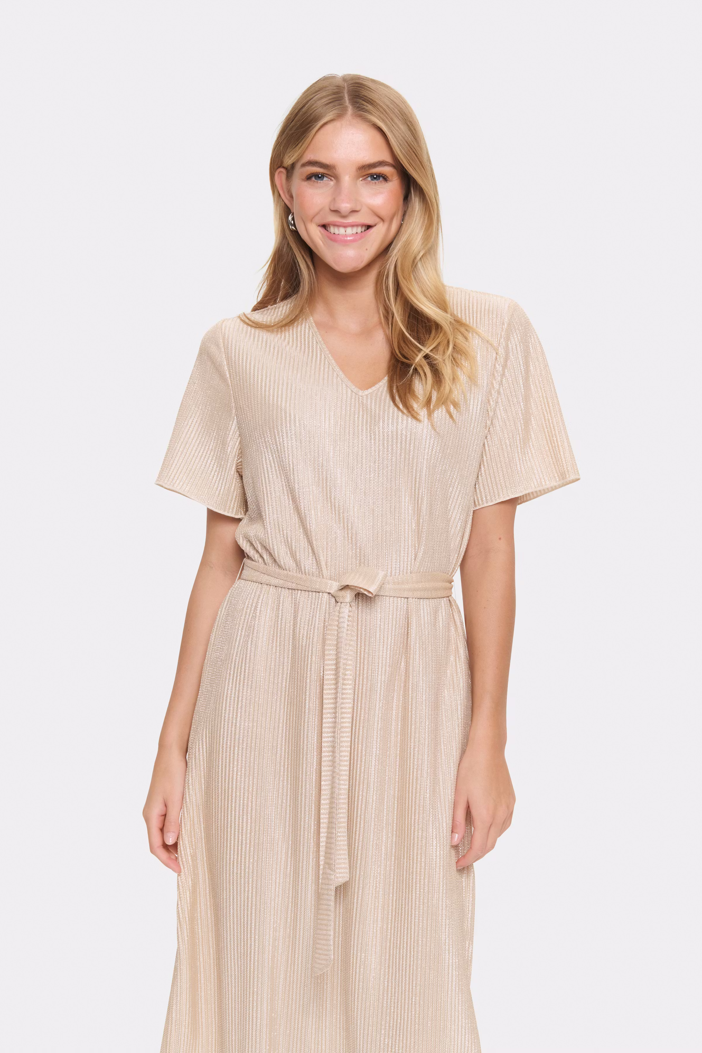 EvySZ Dress LOOKBOOK FRONT 30513304-110507