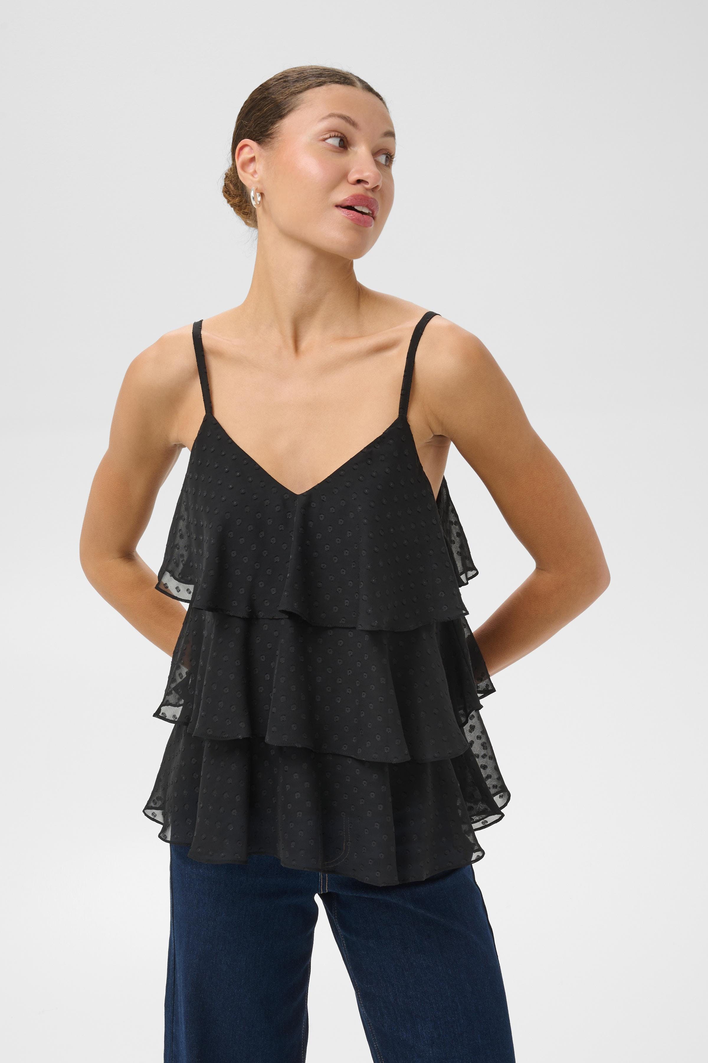 KAreema Bluse LOOKBOOK FRONT 10512409-100121