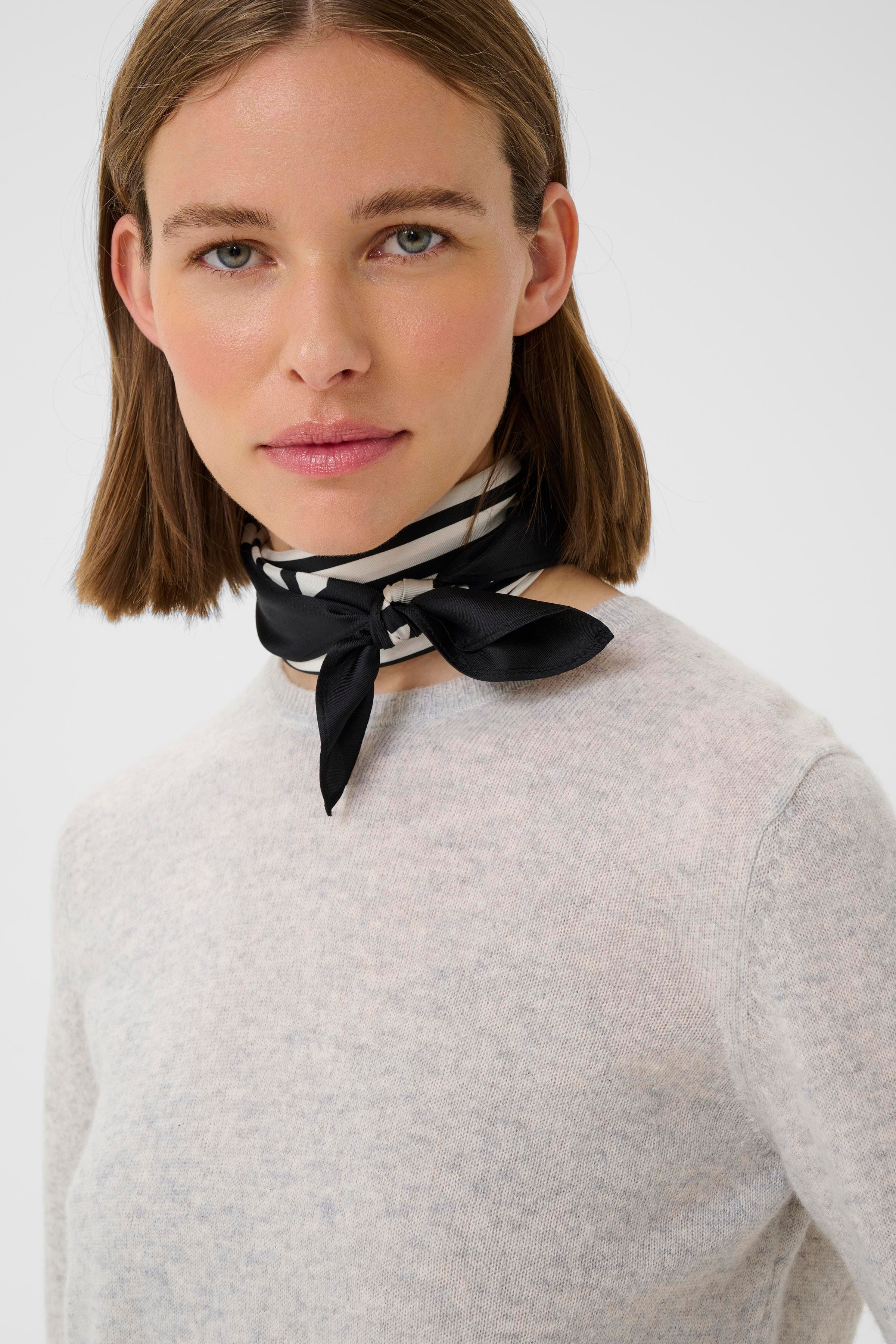 RafiqIW Sjaal LOOKBOOK DETAIL 30107632-301284