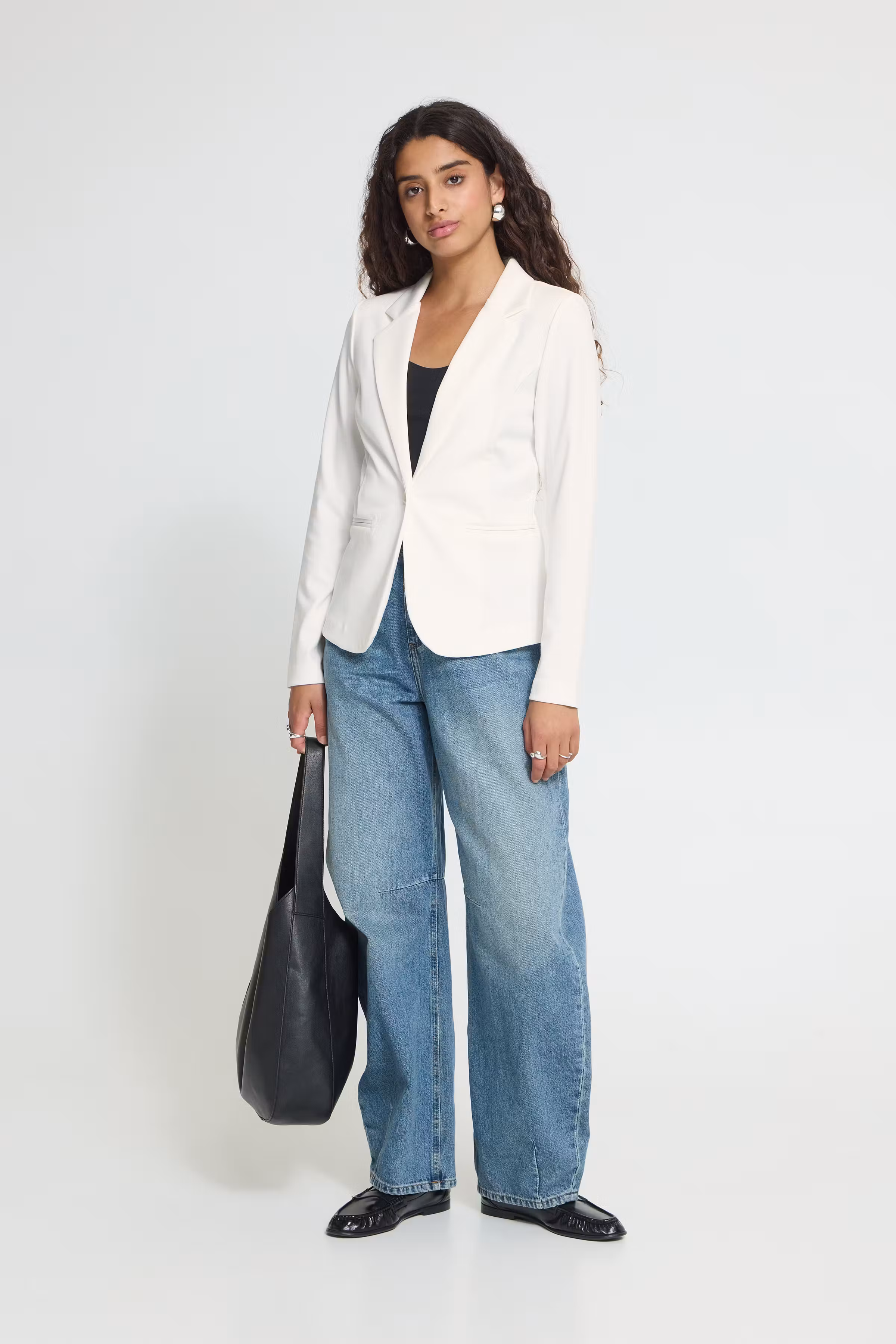 KateIH blazer LOOKBOOK FRONT 20101801-10111