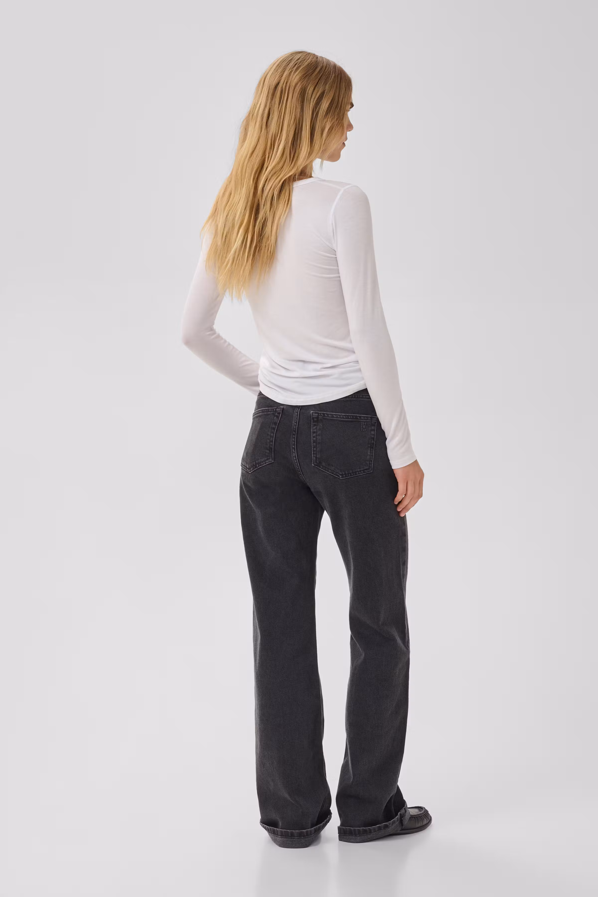 18 THE MODAL BLOUSE LOOKBOOK BACK 10703600-110601