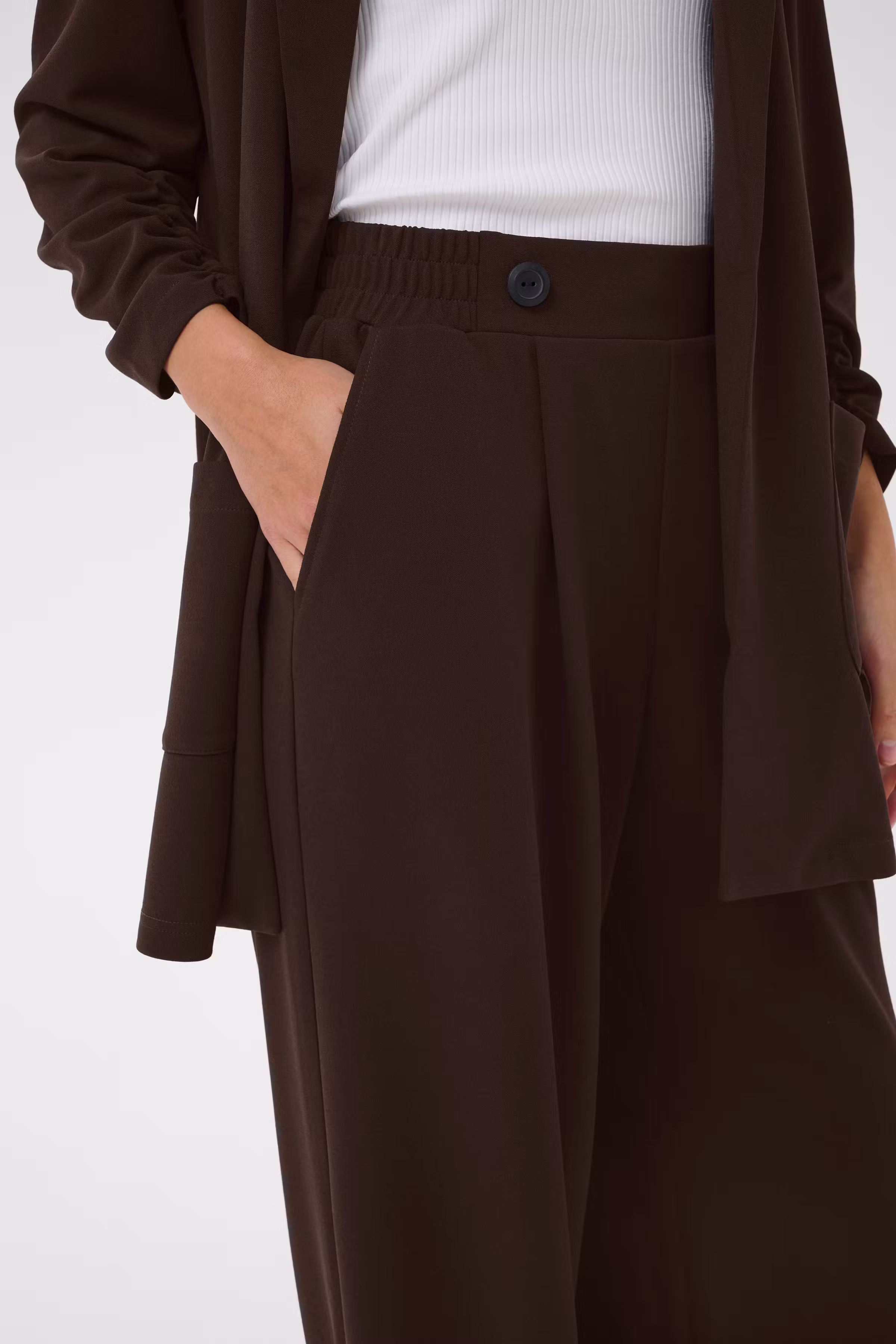 KAphoebe Hose LOOKBOOK BACK 10511095-190915