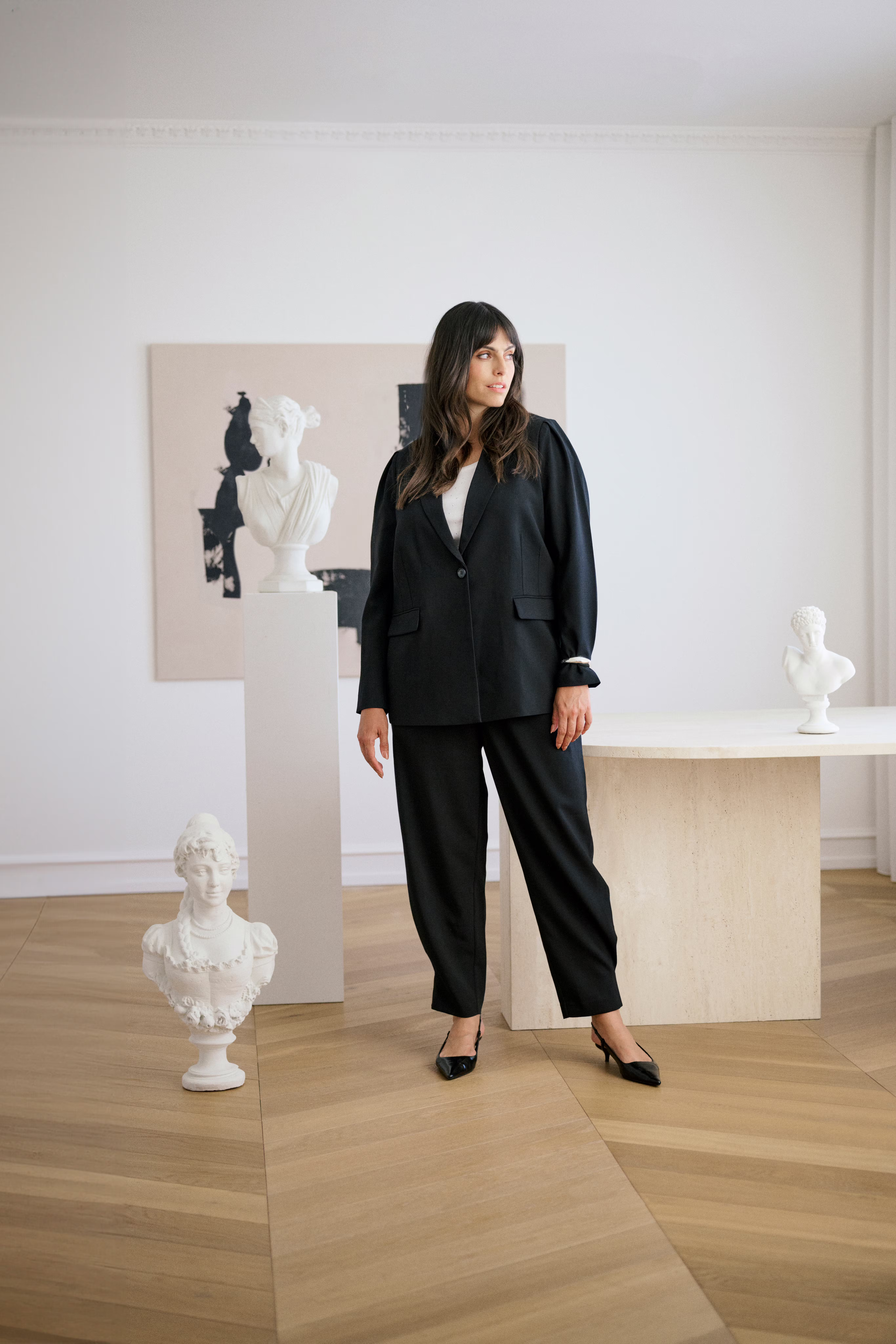 KChelia Trousers LOCATION NONE 10584011-100121