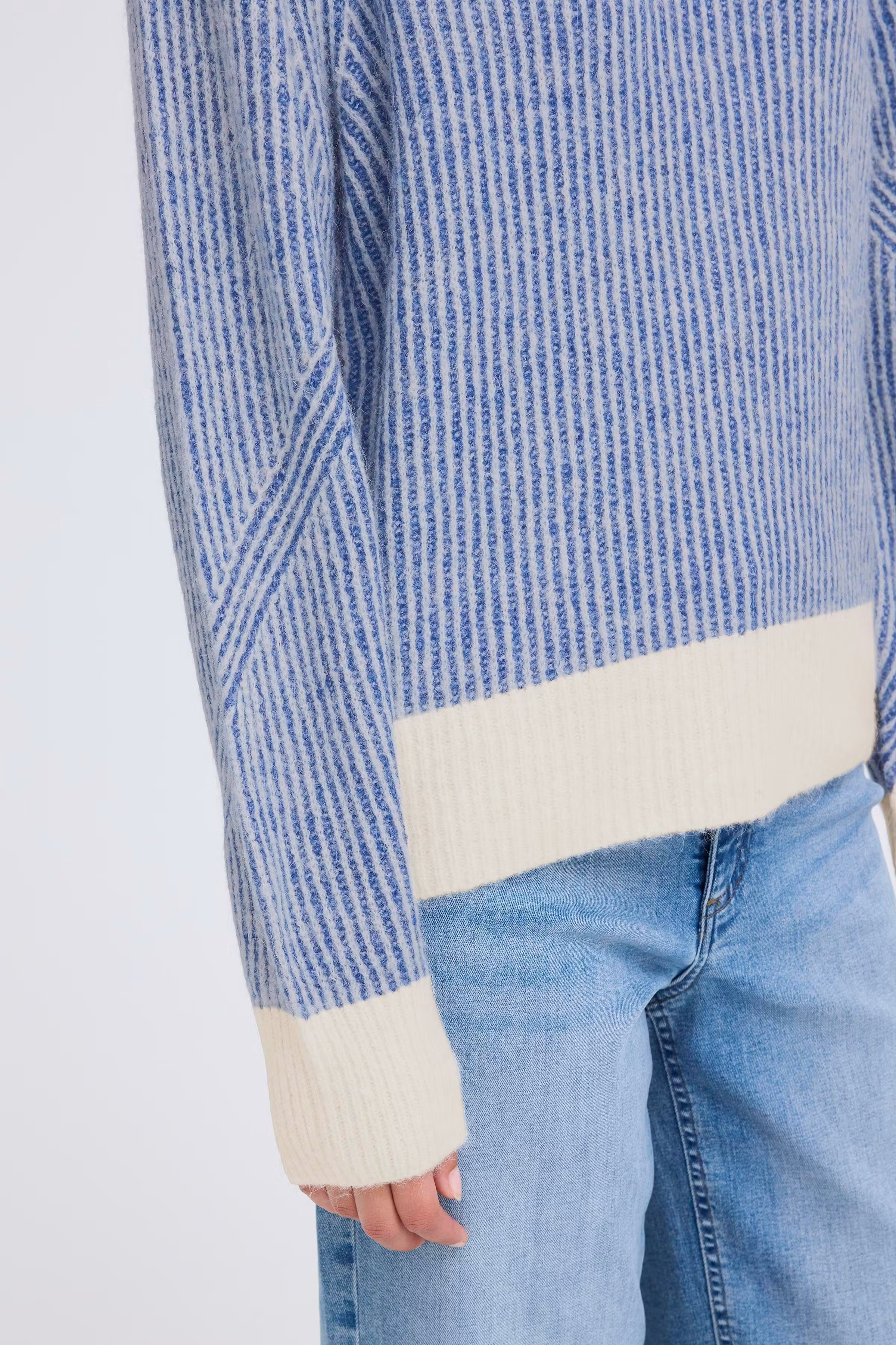 IHKAMARA Pullover LOOKBOOK DETAIL 20119231-194057