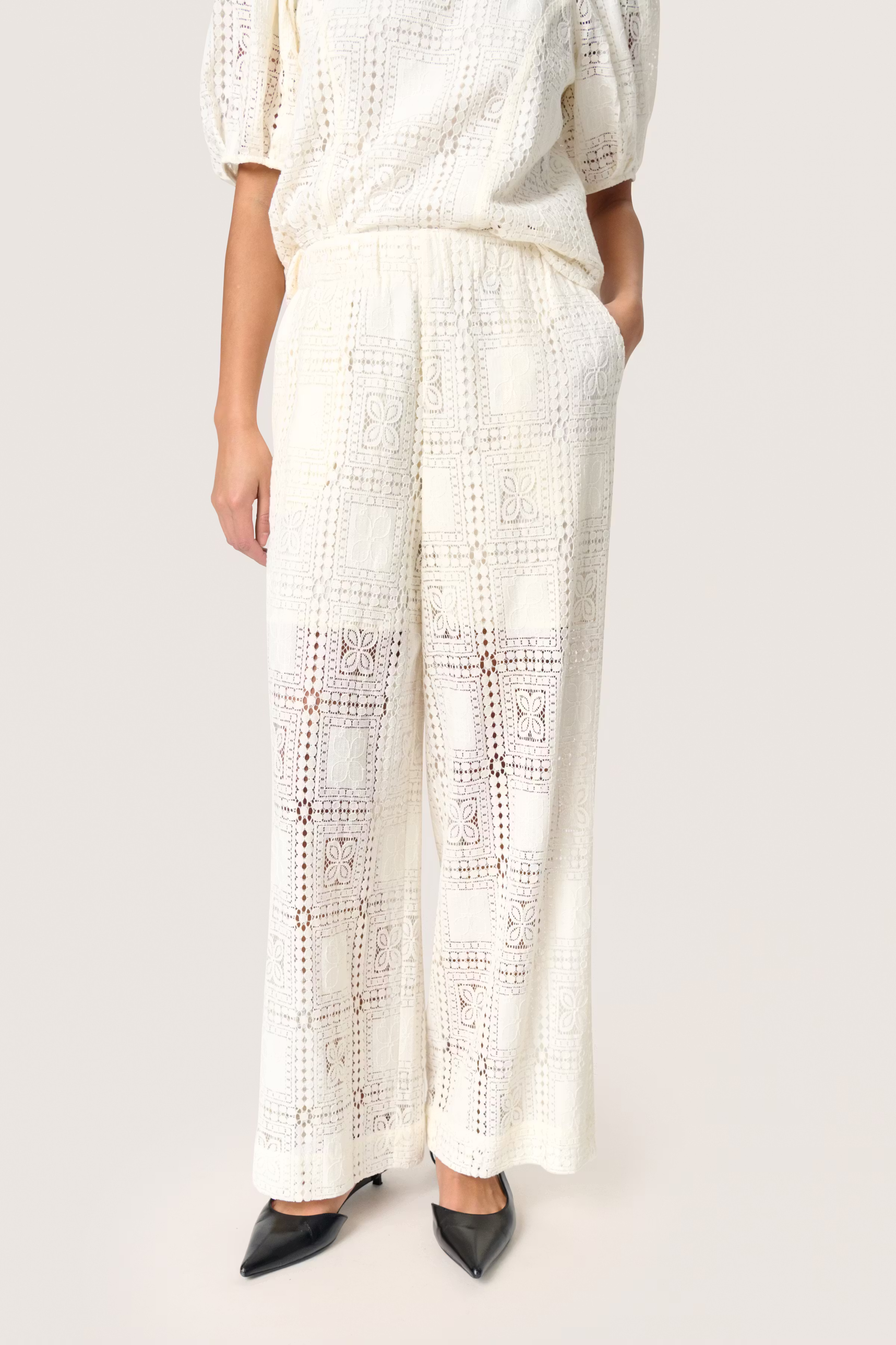 SLCoopelia Trousers LOOKBOOK FRONT 30408333-110701