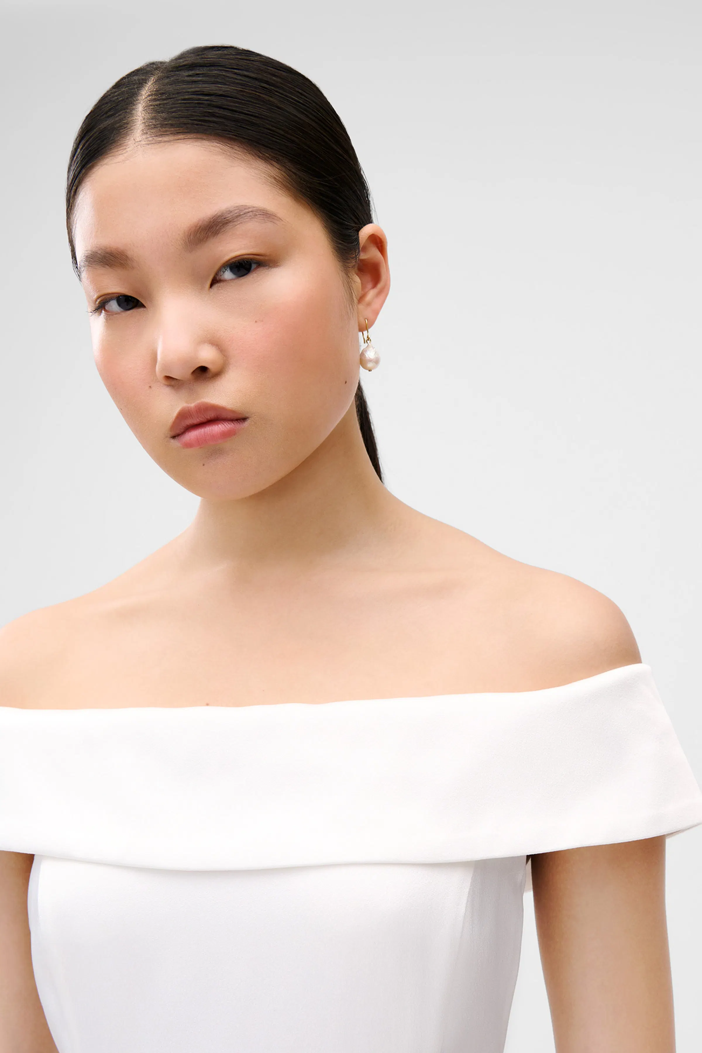 IONOA Dress LOOKBOOK FRONT 30600310-WH010