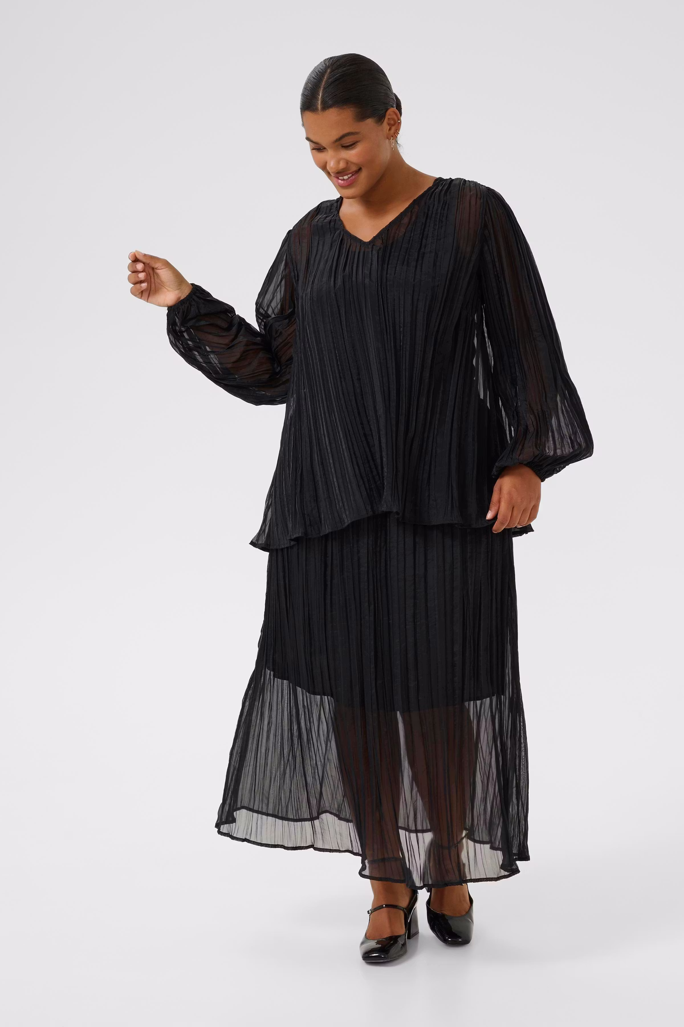 KCperi SkjÃ¸rt LOOKBOOK FRONT 10583636-100121