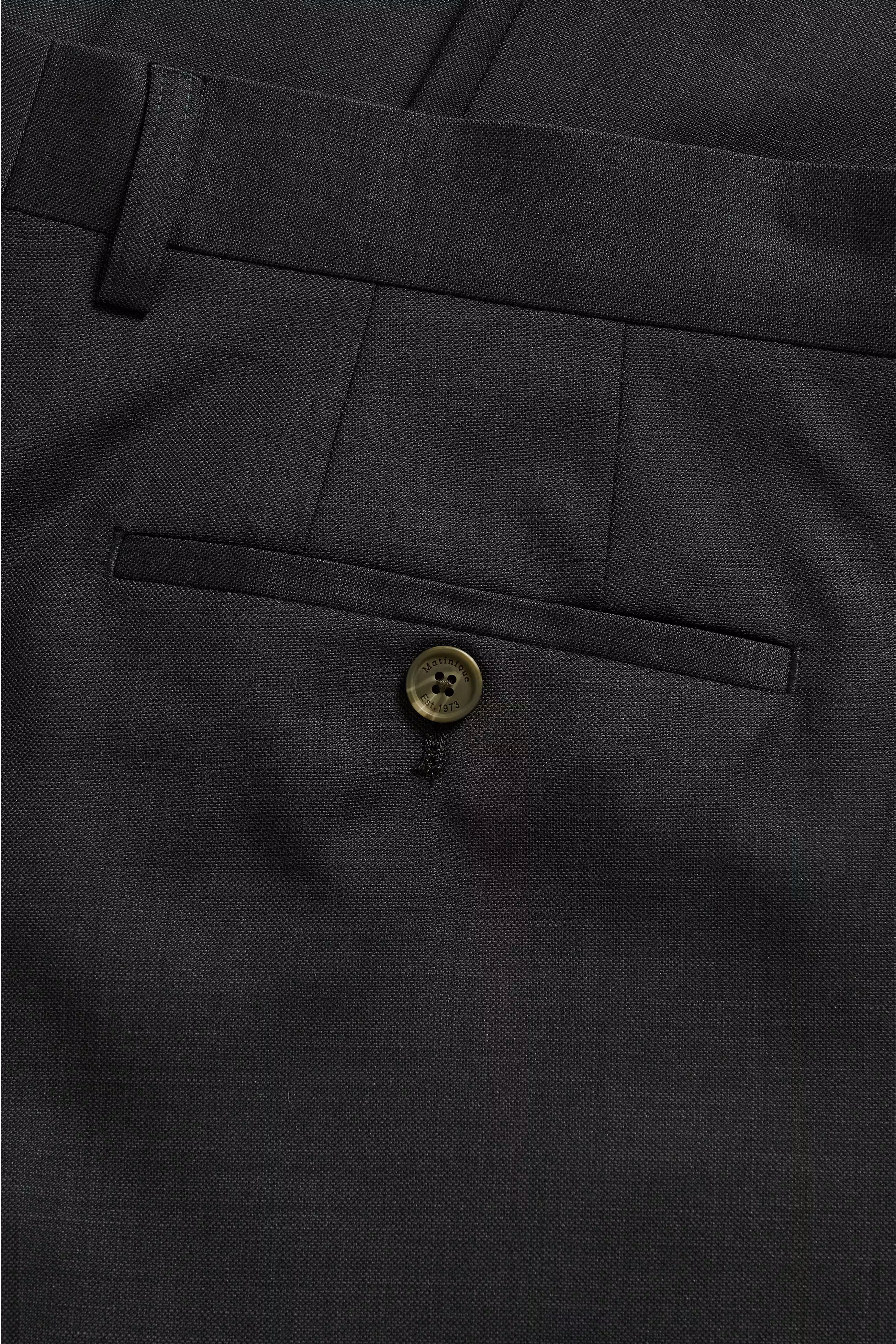 MAwesley Bukser PACK DETAIL 30209291-190515