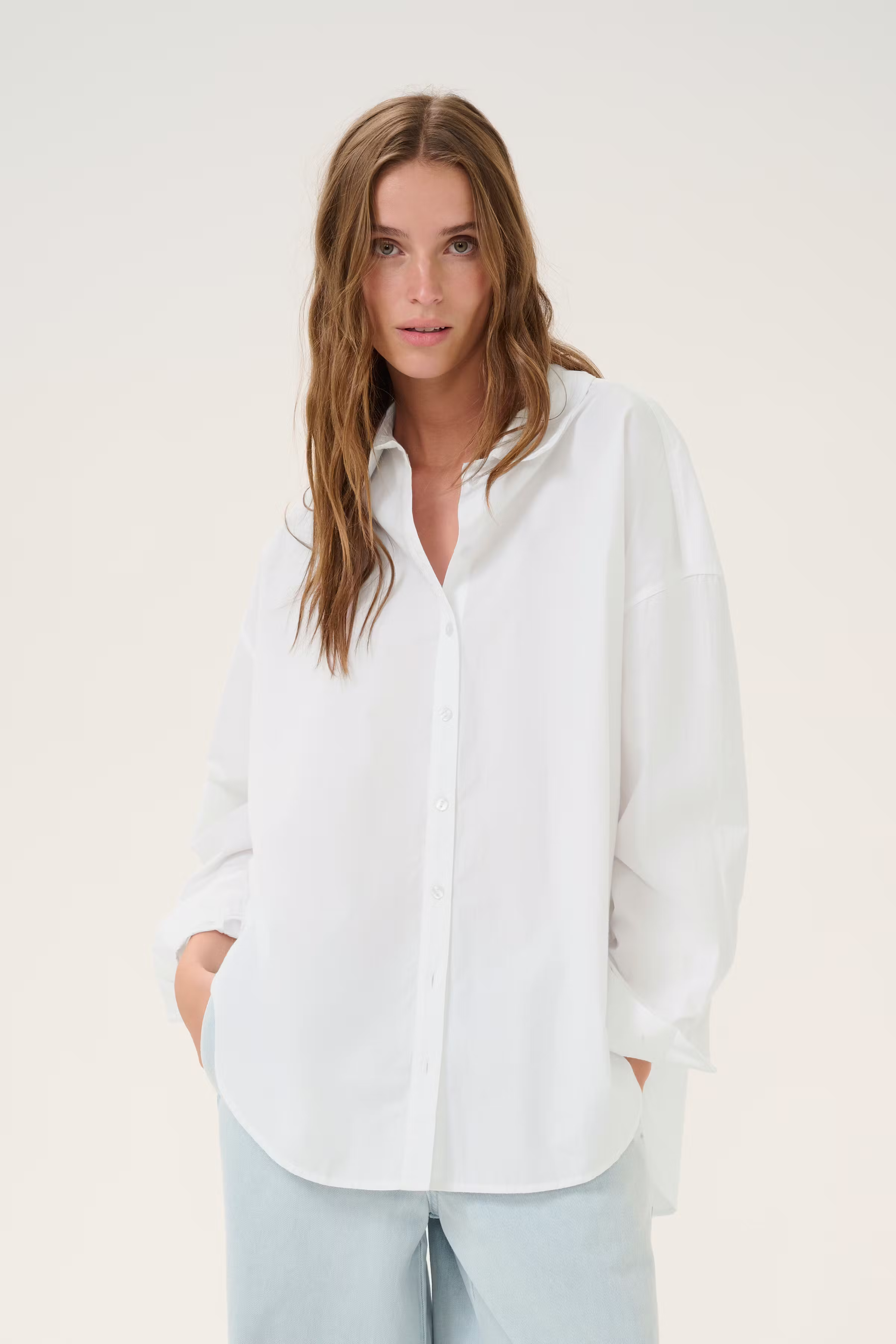 SunnaMW Boxy Shirt LOOKBOOK FRONT 10705021-110601