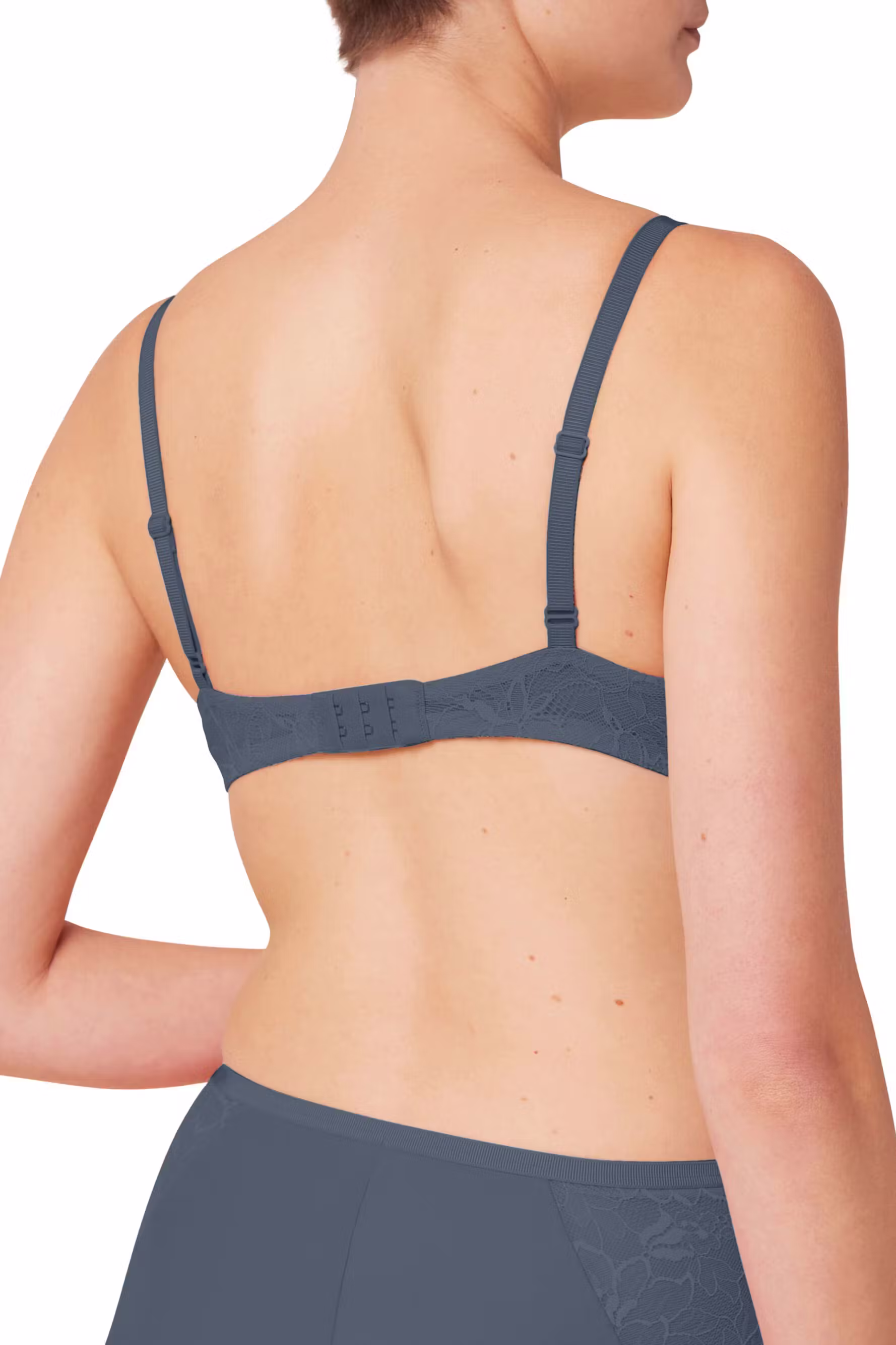 AmouretteCharm BH LOOKBOOK BACK 40500272-T00XX