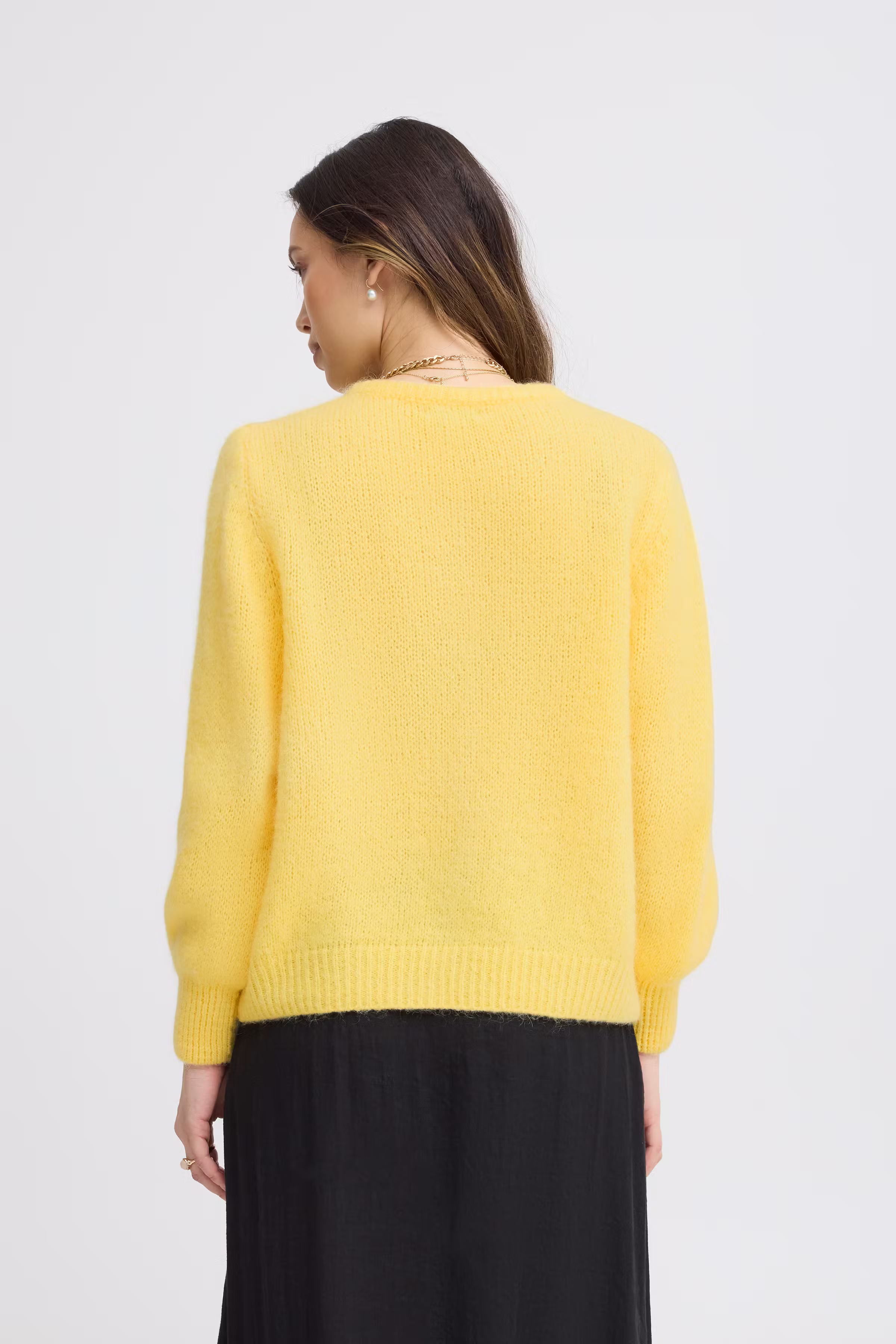 SBGULVIG Cardigan LOOKBOOK BACK 22100655-120825