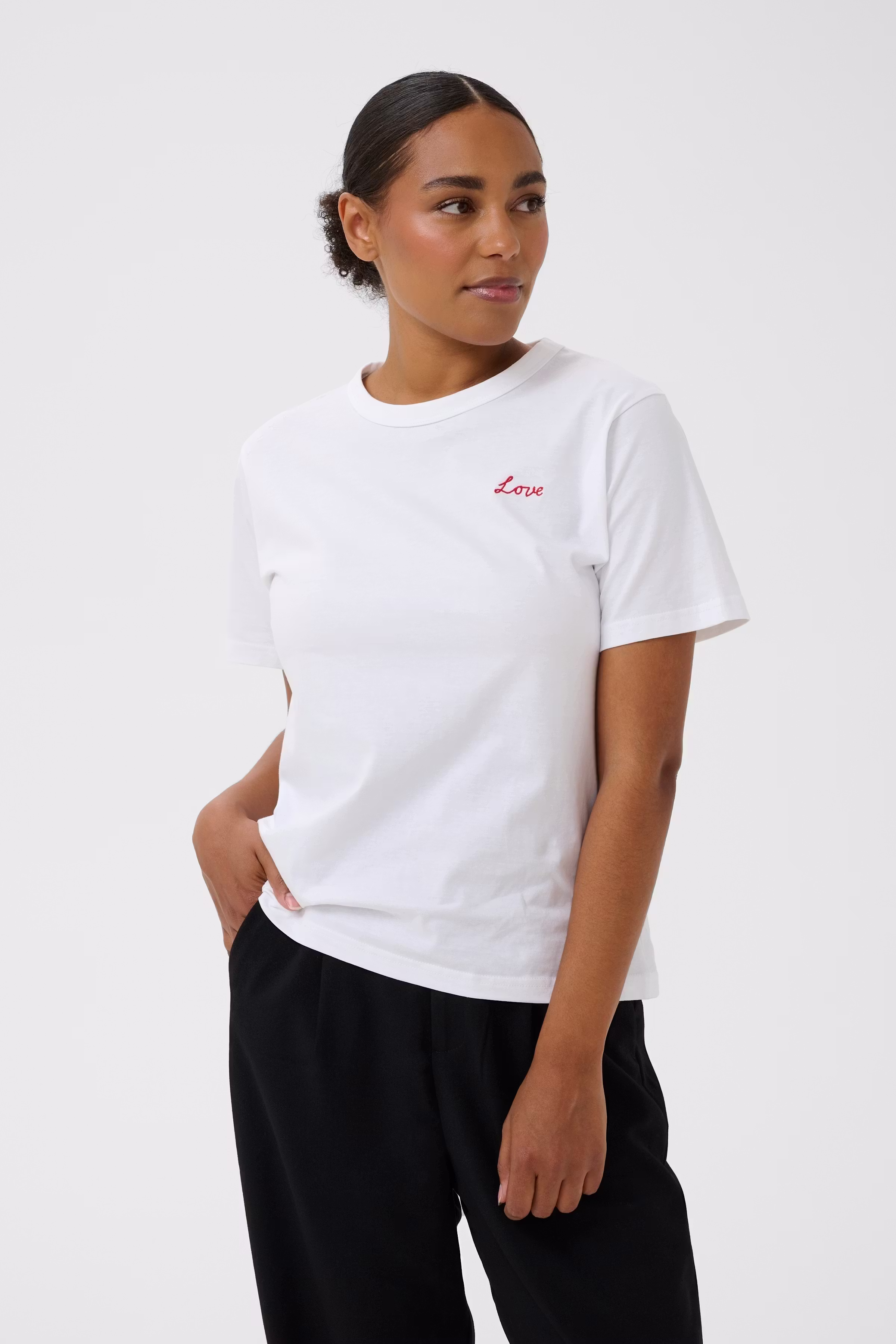 KAesme T-shirt LOOKBOOK FRONT 10511906-110601