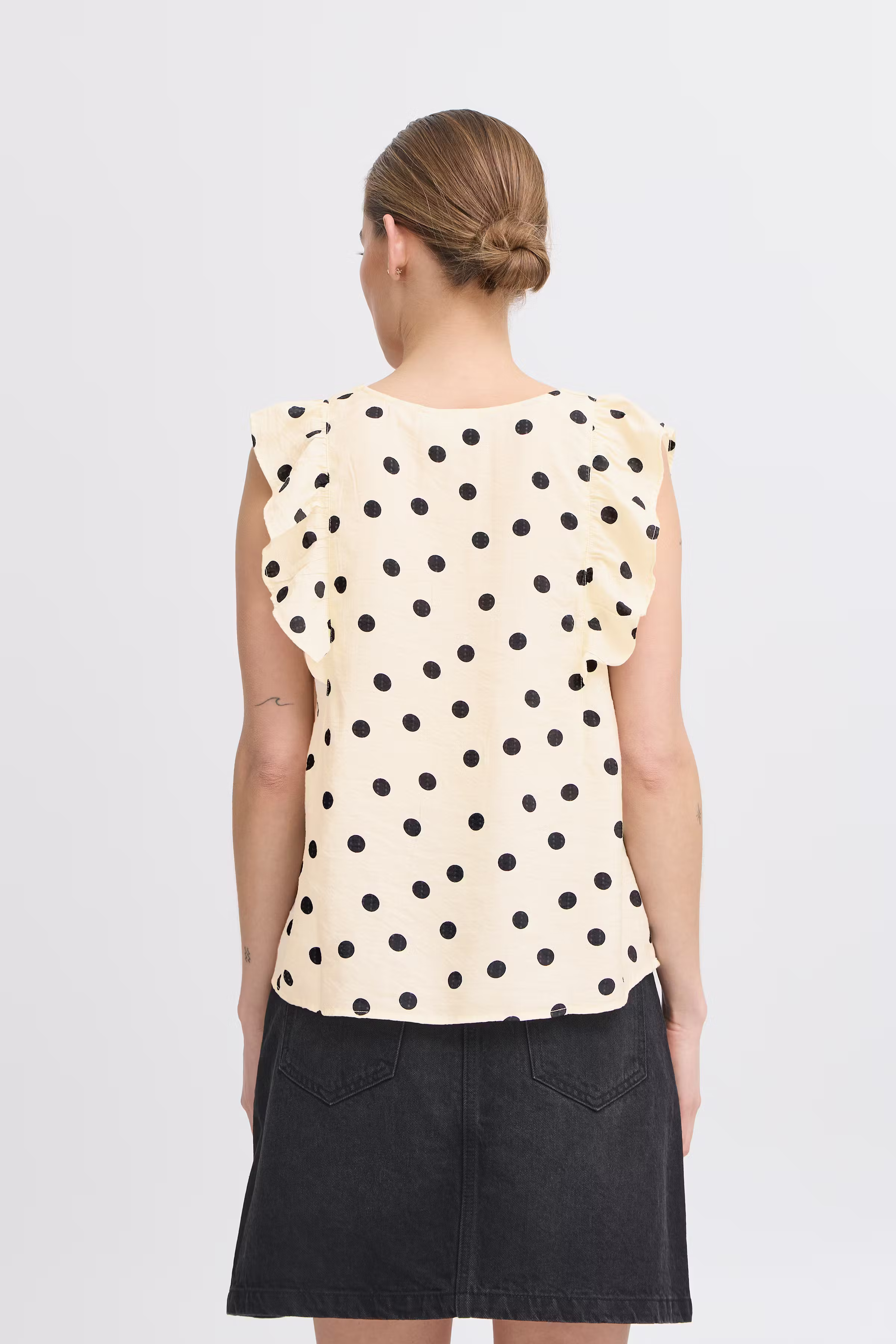 IHTADITA Bluse LOOKBOOK BACK 20123351-204637