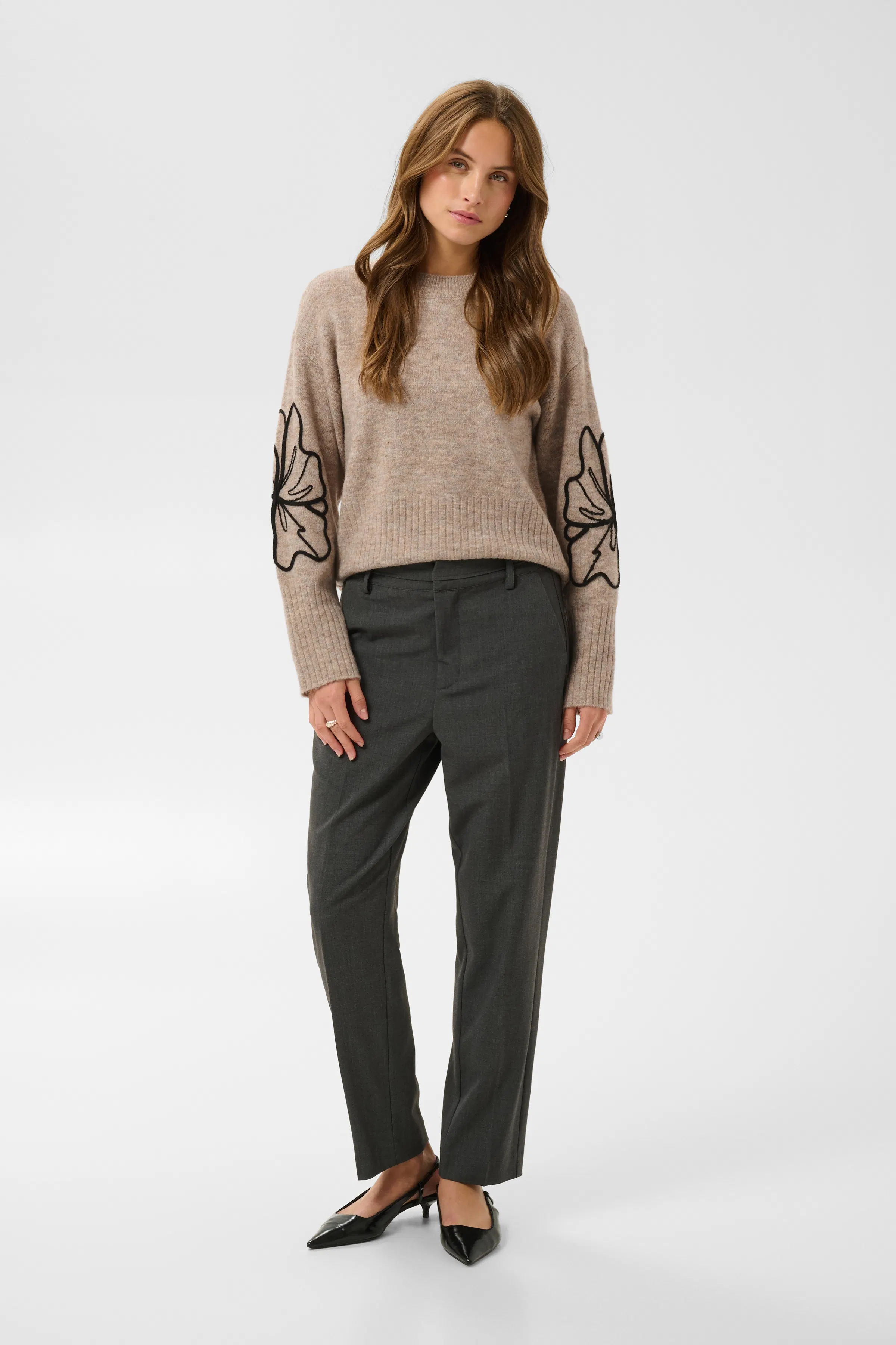 KAerin Pullover LOOKBOOK FRONT 10512579-1000142