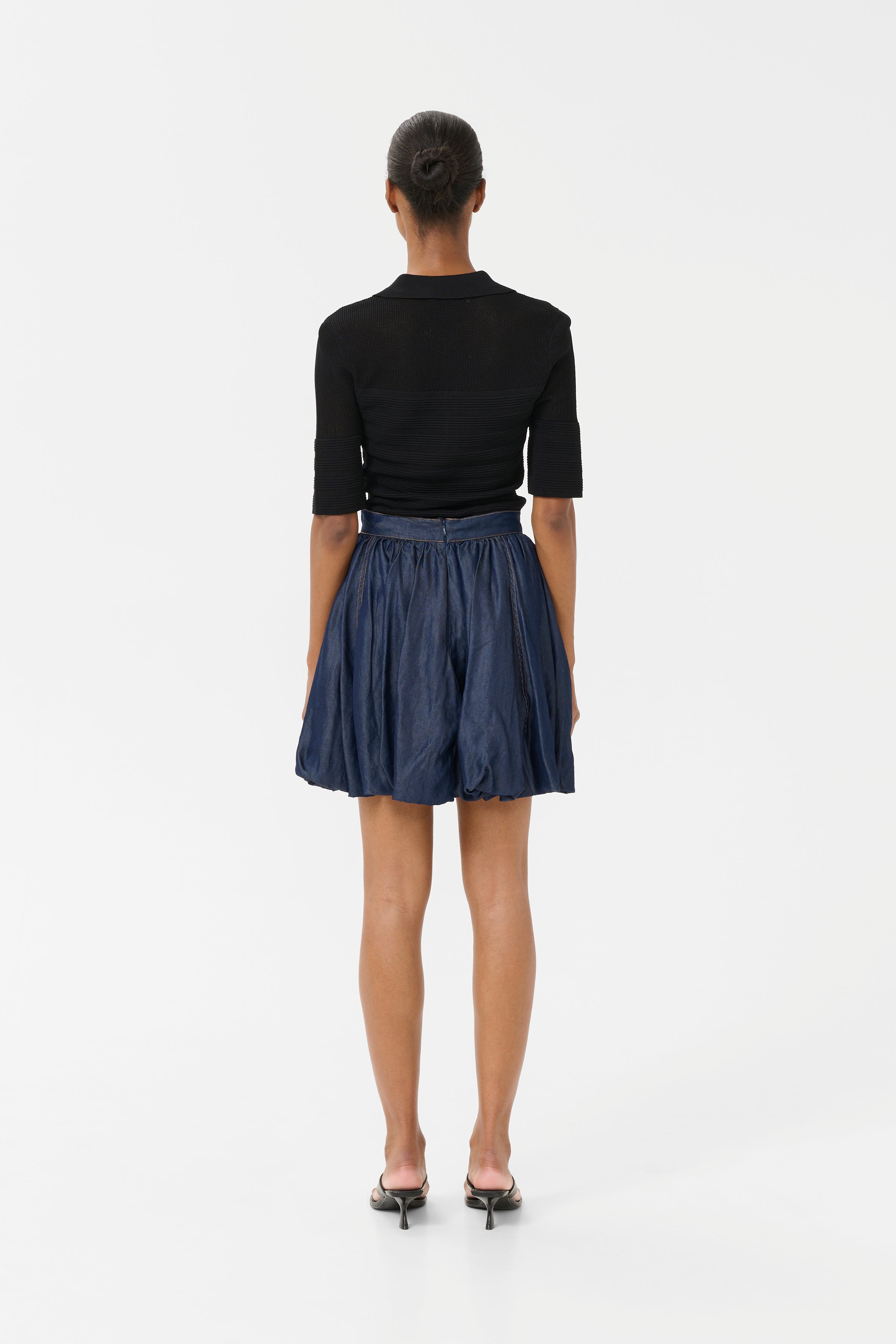 GZnia Rock LOOKBOOK BACK 10910377-107762