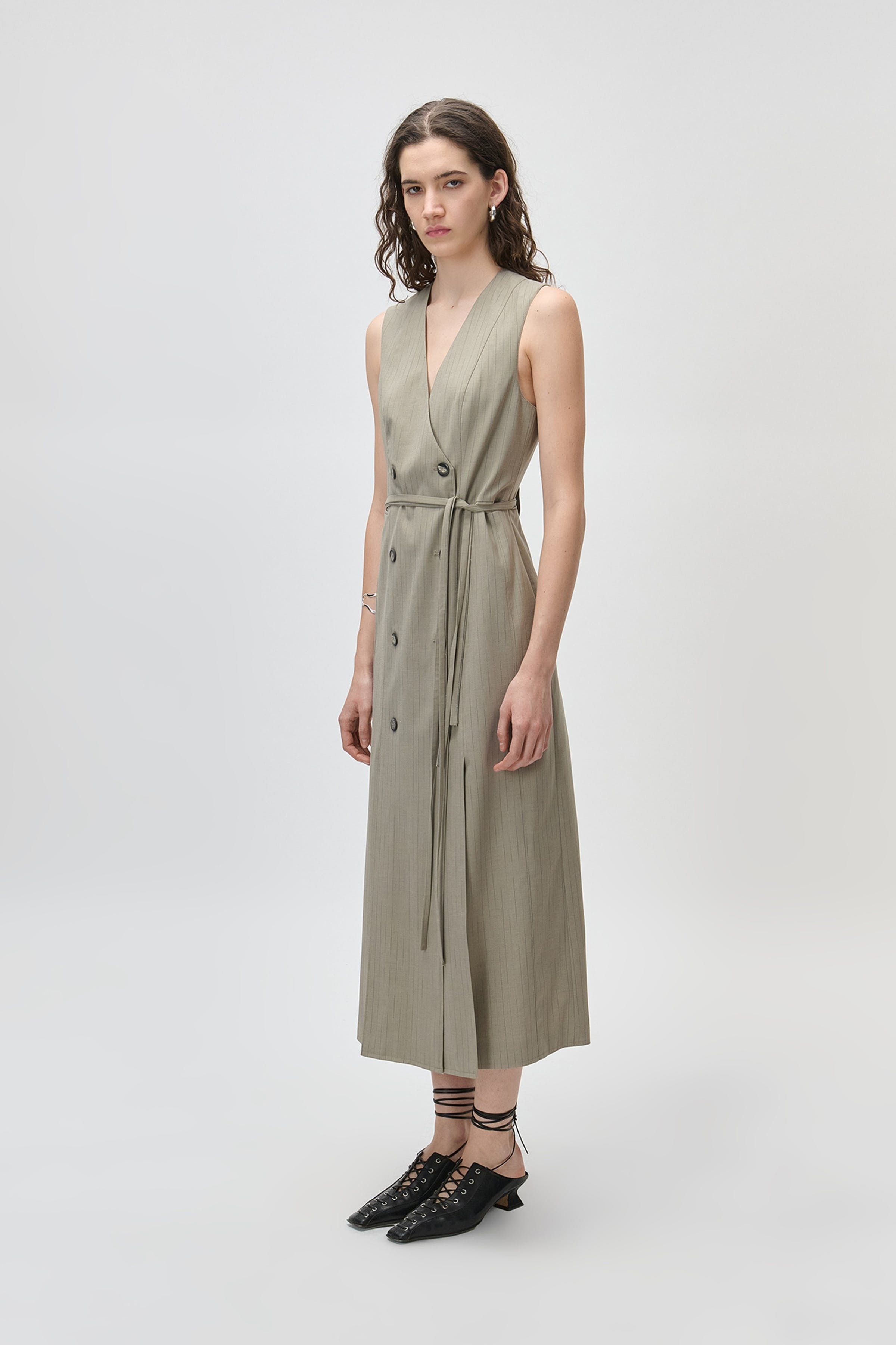 IONIYA Dress LOOKBOOK FRONT 30600665-MC2168