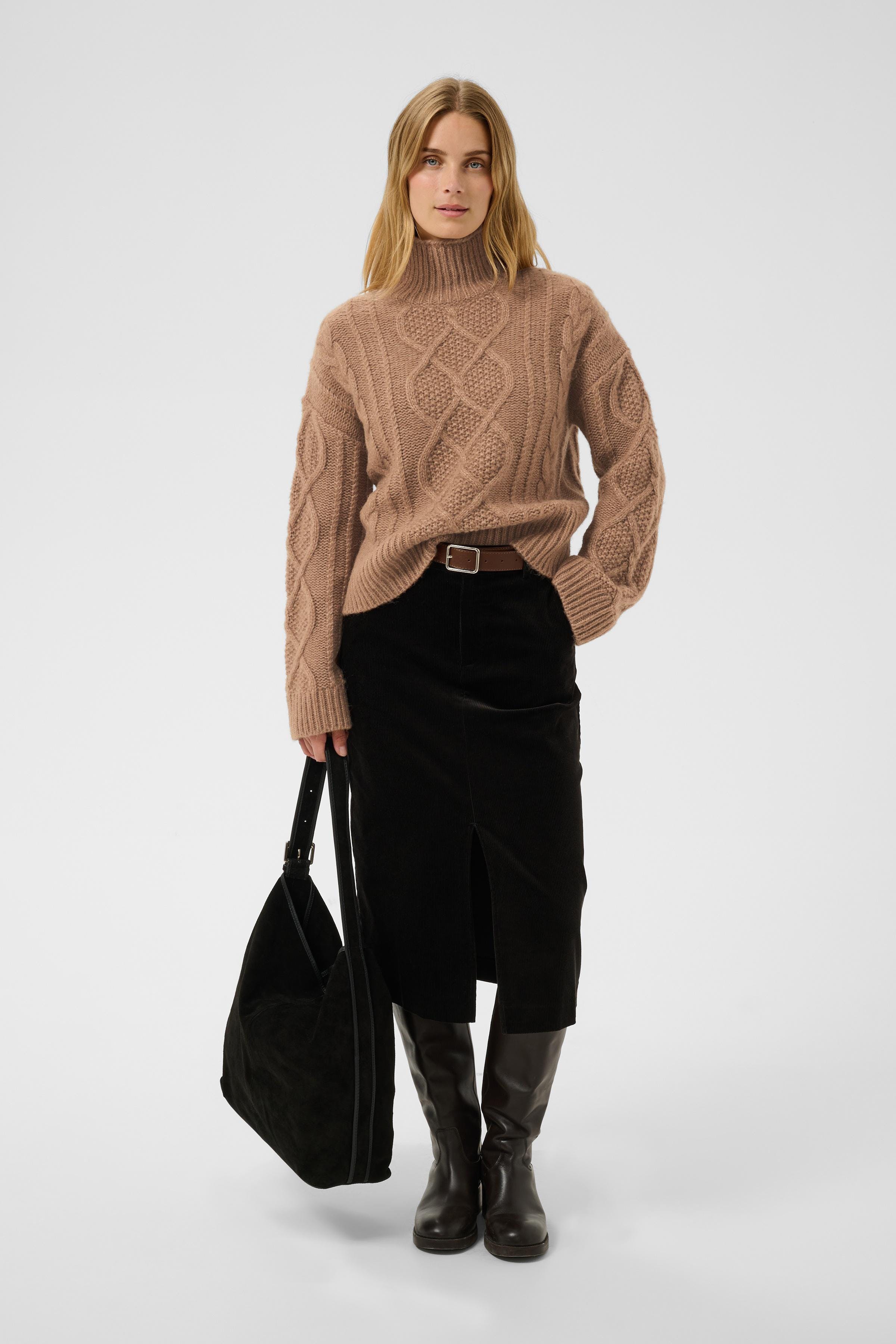 ChannaPW Pullover LOOKBOOK FRONT 30310840-305386