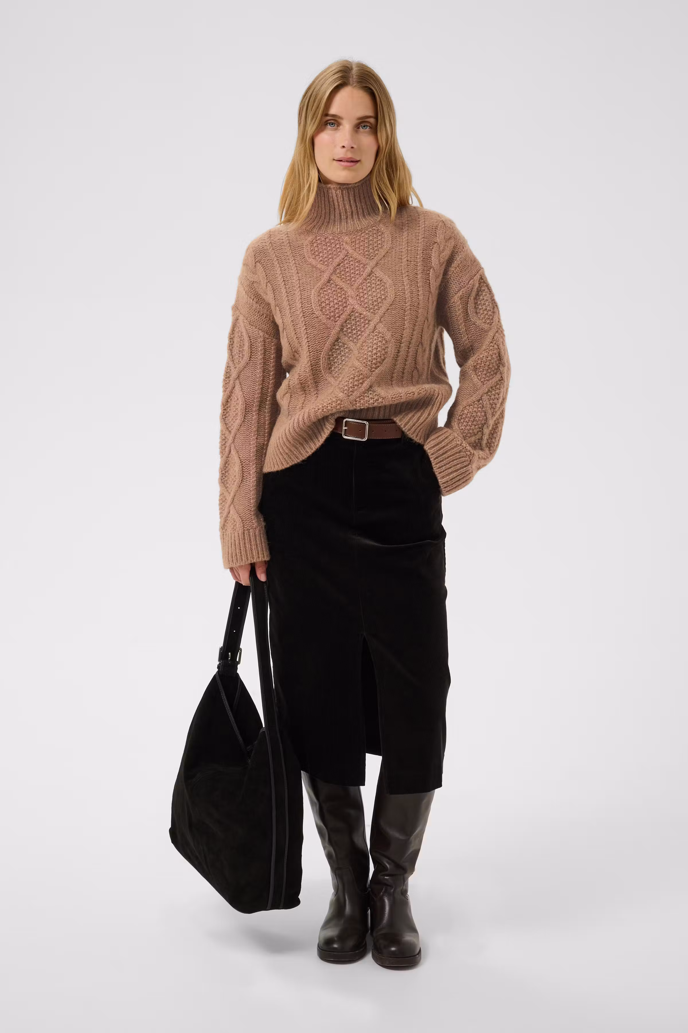 ChannaPW Pullover LOOKBOOK FRONT 30310840-305386