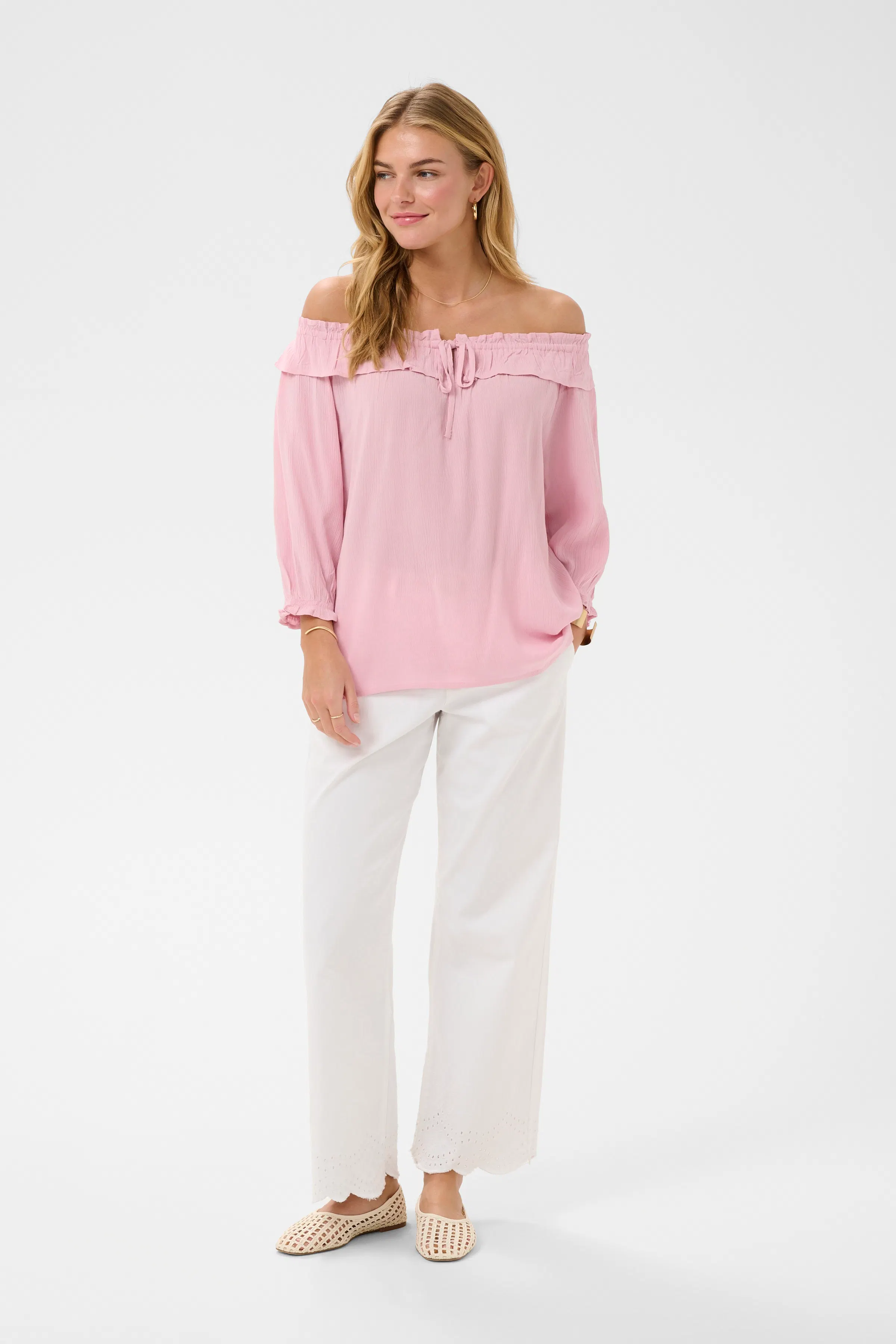 CRBonita Bluse LOOKBOOK FRONT 10614912-142305
