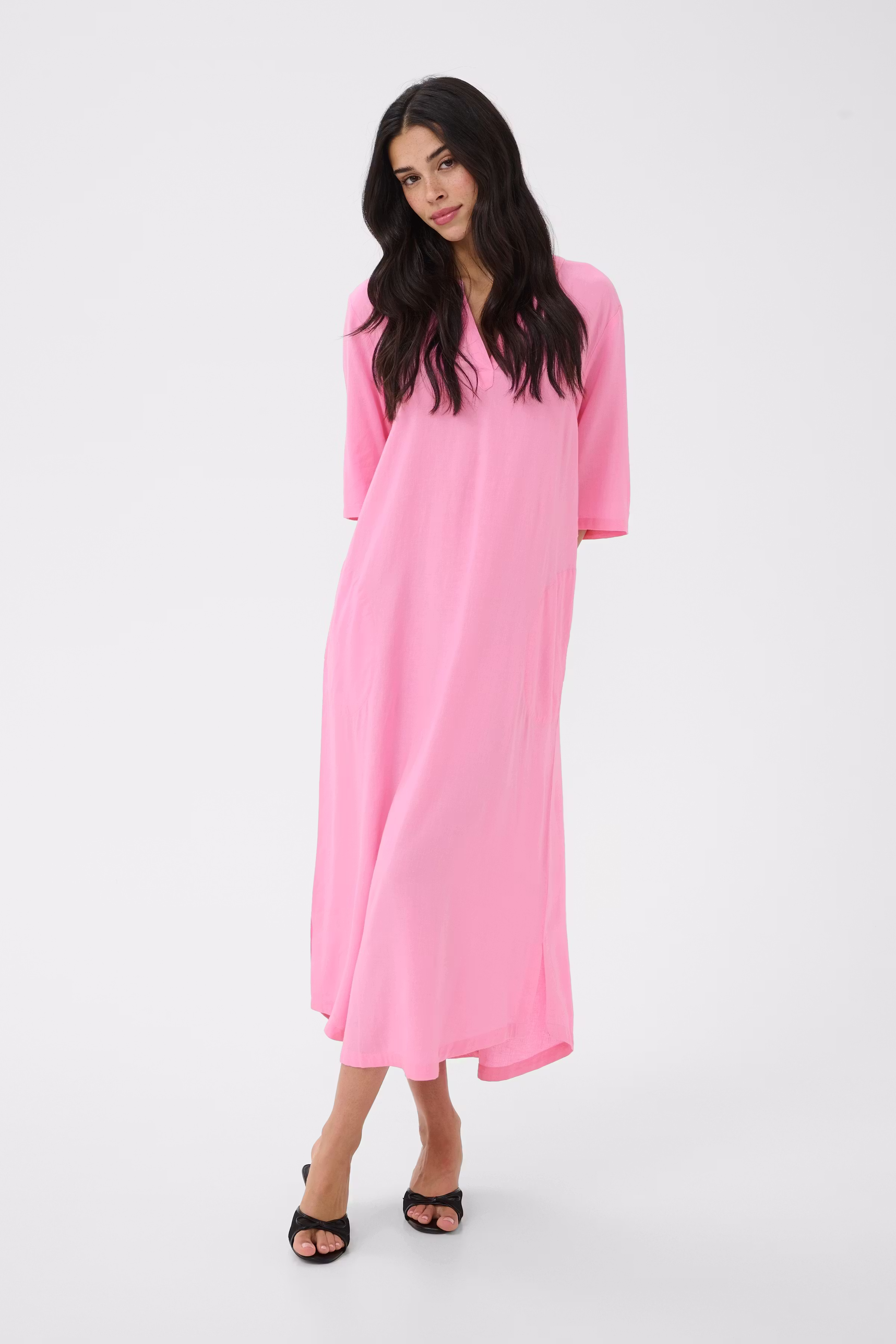 KAmilia Linen dress LOOKBOOK FRONT 10508312-152218