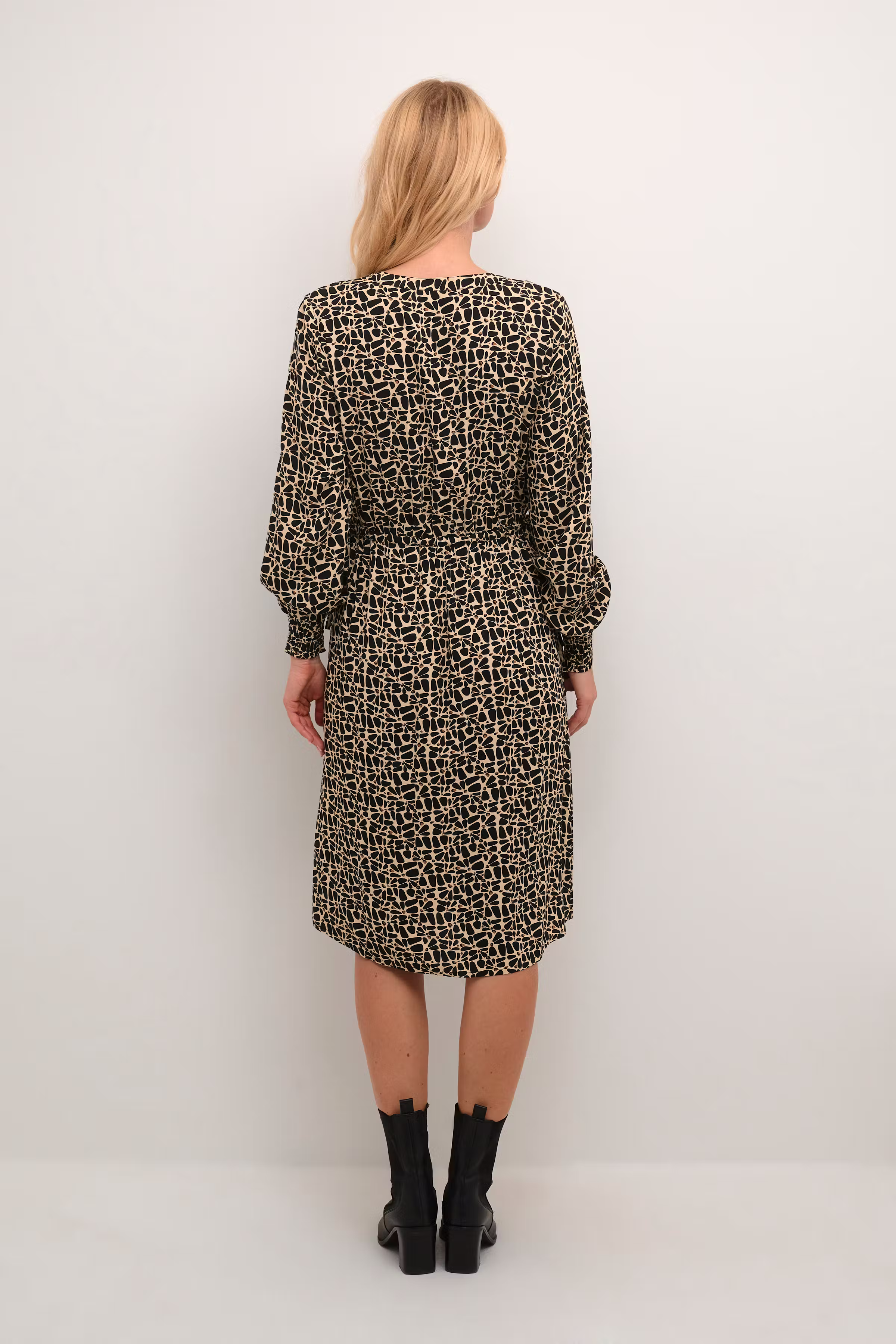 BPfabia Kleid LOOKBOOK BACK 10590582-105308B