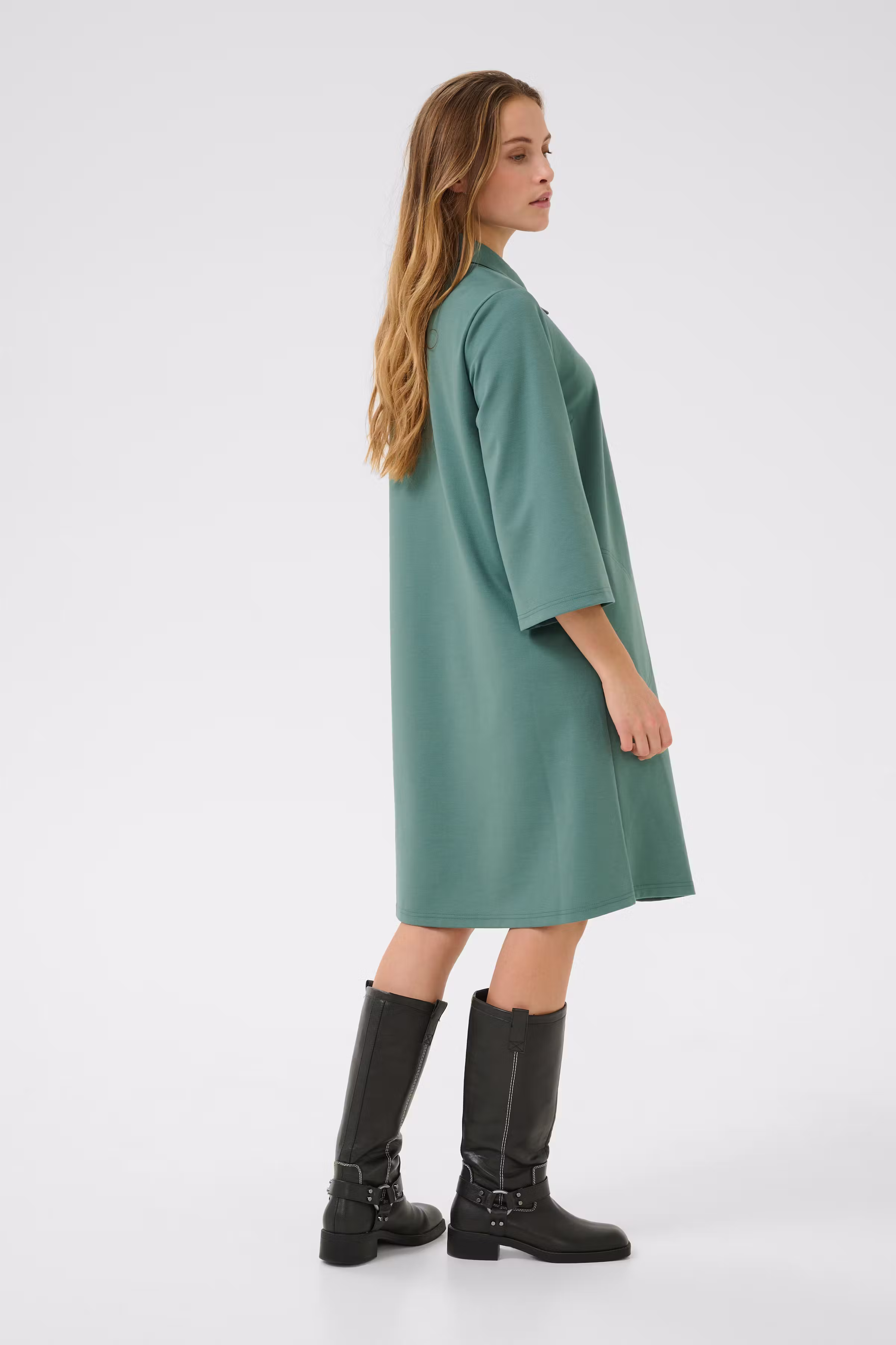 BPelin Dress LOOKBOOK BACK 10590635-185410B