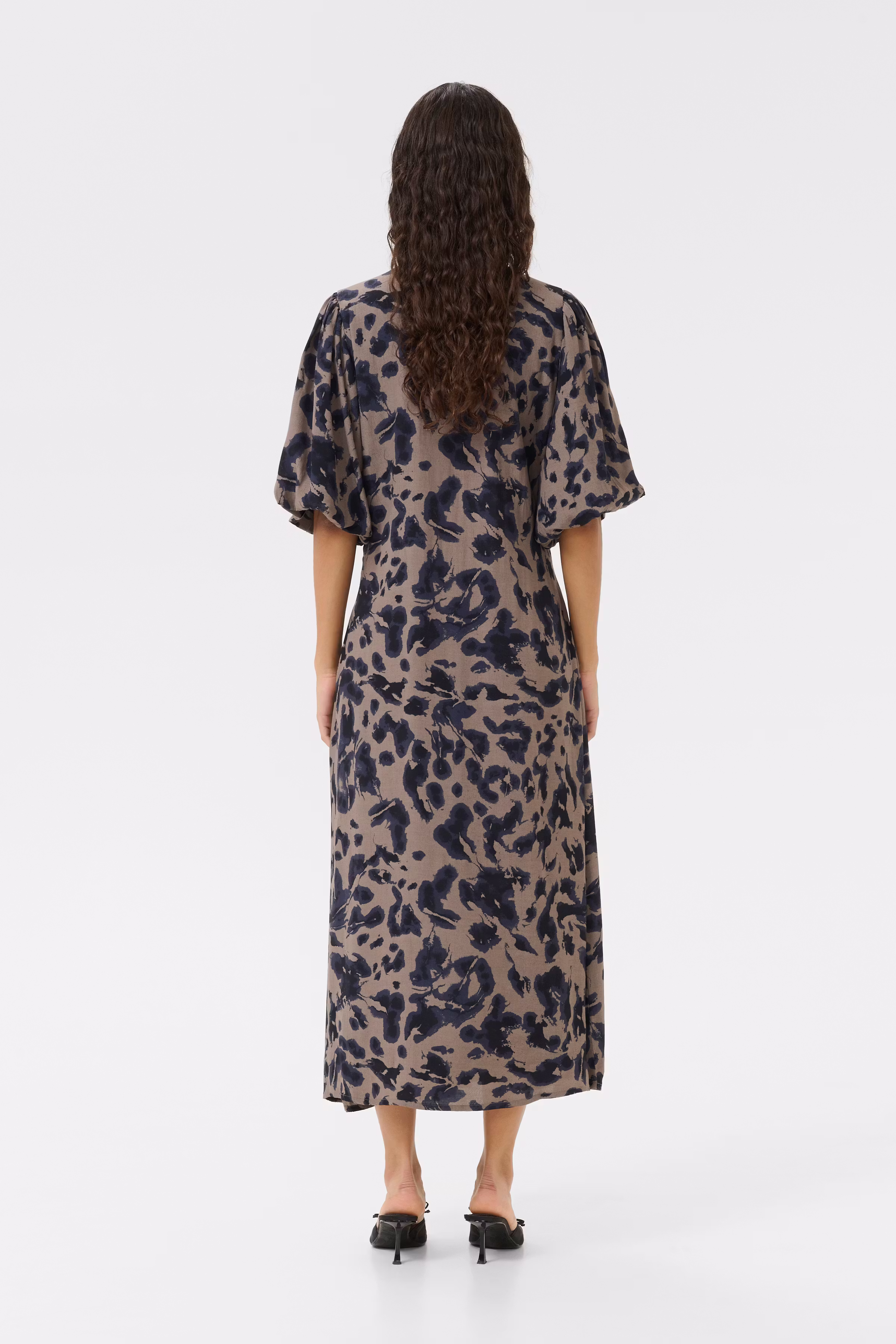 KBAshley Dress LOOKBOOK BACK 10105529-107953