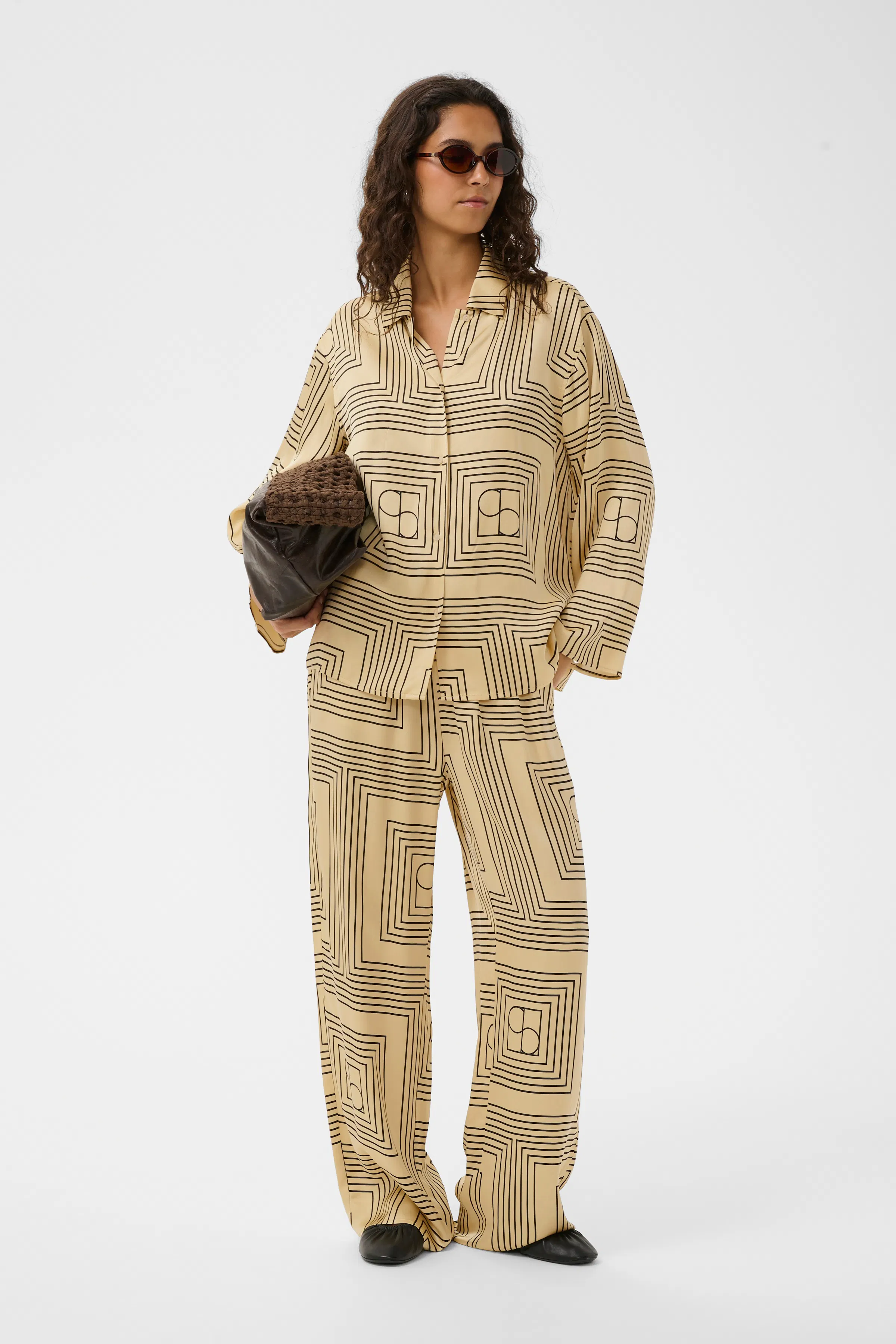 SLEvilia Skjorte LOOKBOOK FRONT 30409194-305029
