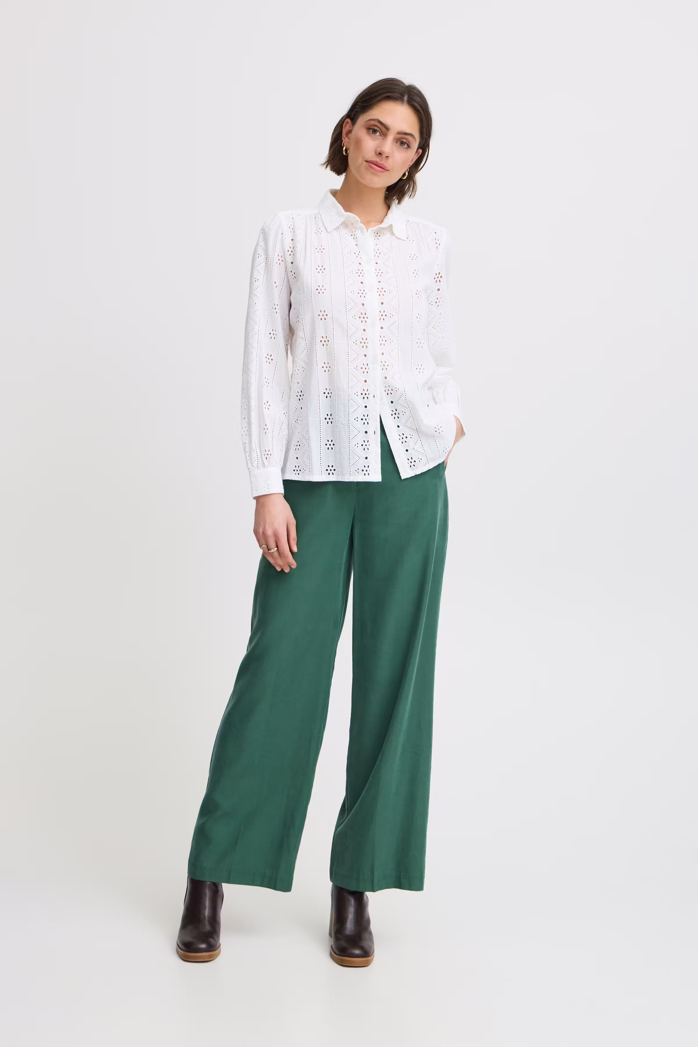 IRBEACE Shirt LOOKBOOK FRONT 20121269-110602