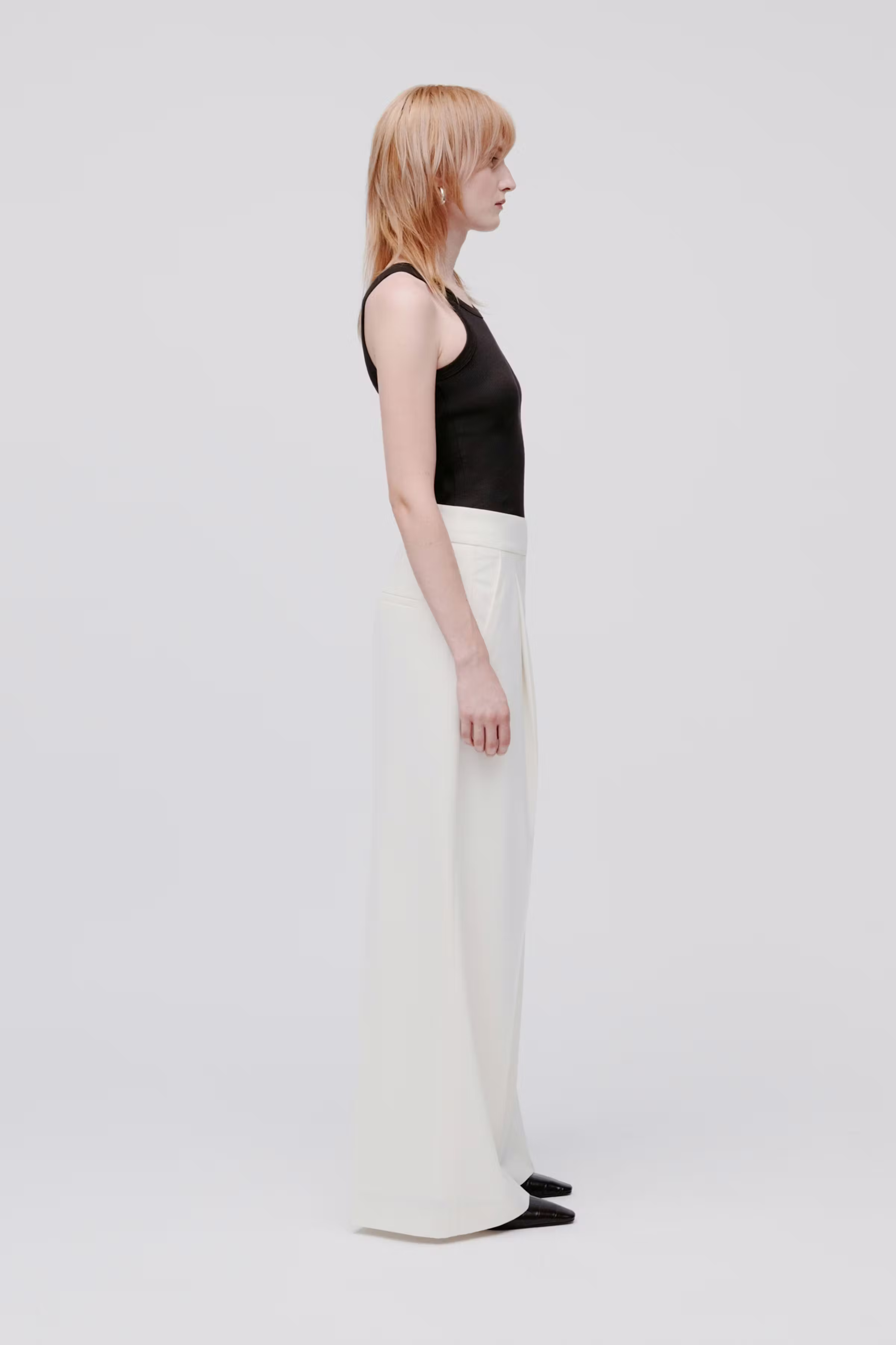 PRESCILLIA SUE Hose LOOKBOOK FRONT 30600623-WH010