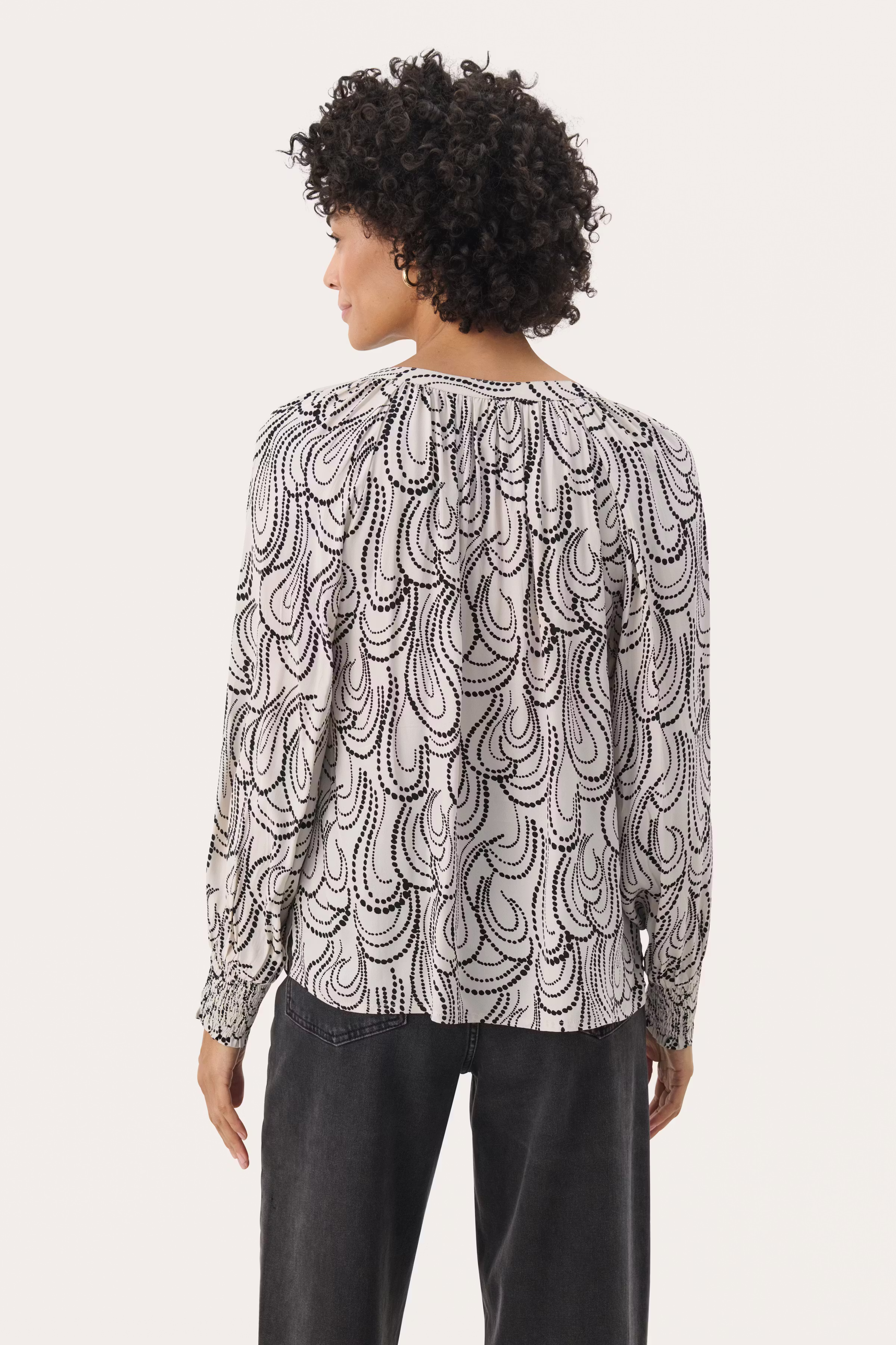 TenniePW Blouse LOOKBOOK BACK 30309901-303397