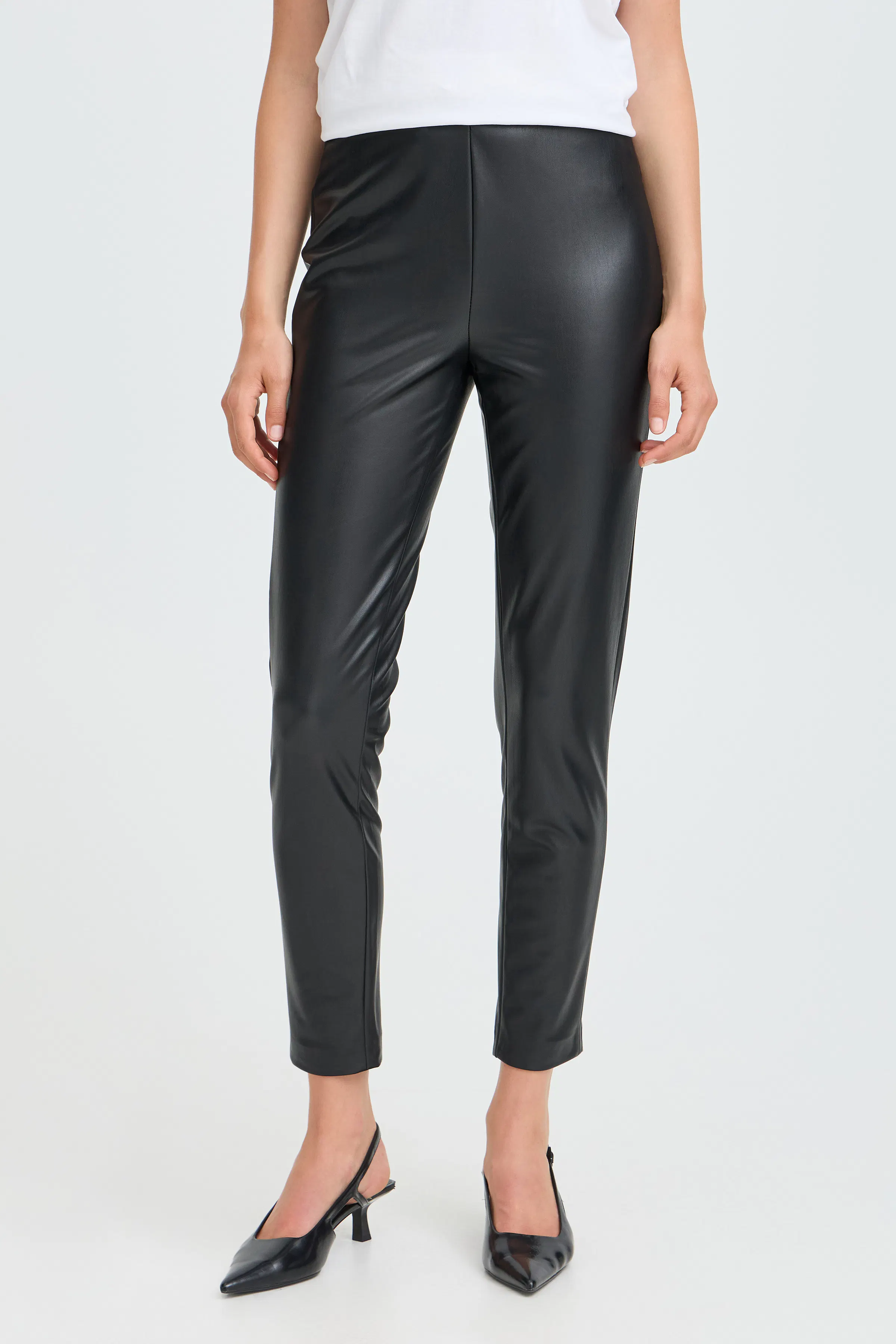 FRNENA Leggings LOOKBOOK FRONT 20618746-194008
