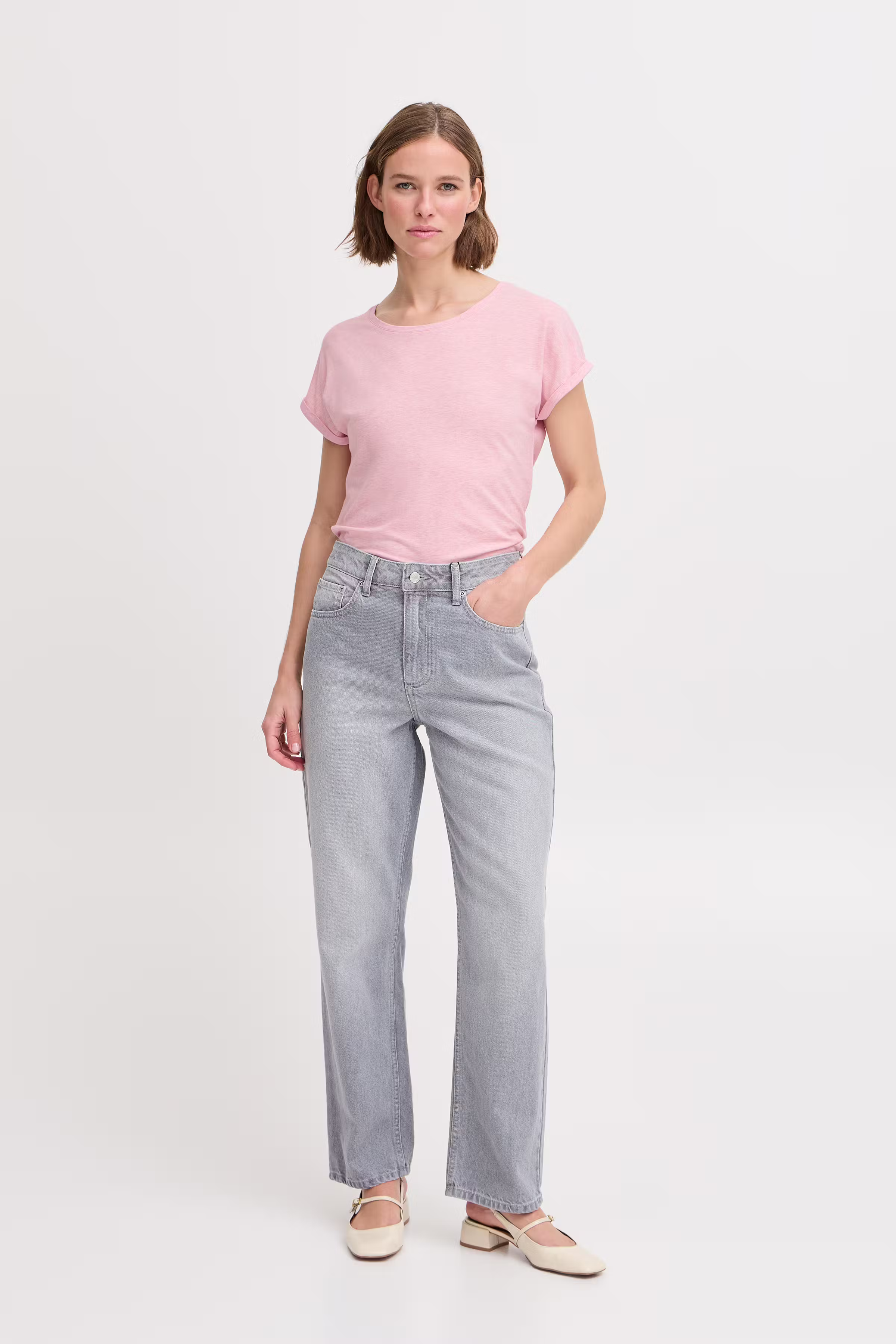 BYPamila T-shirt LOOKBOOK FRONT 20804205-1328051