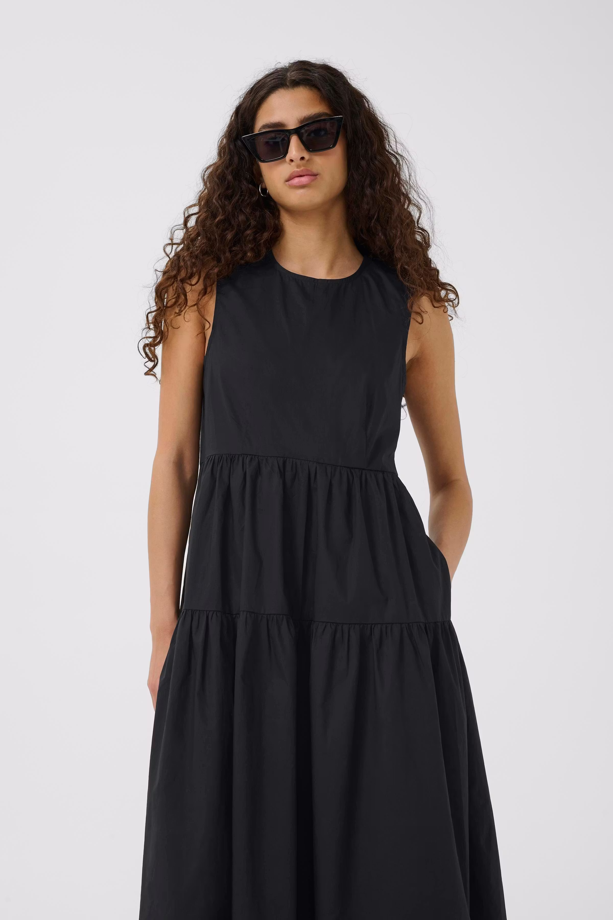 FurlaIW Kleid LOOKBOOK FRONT 30110409-194008