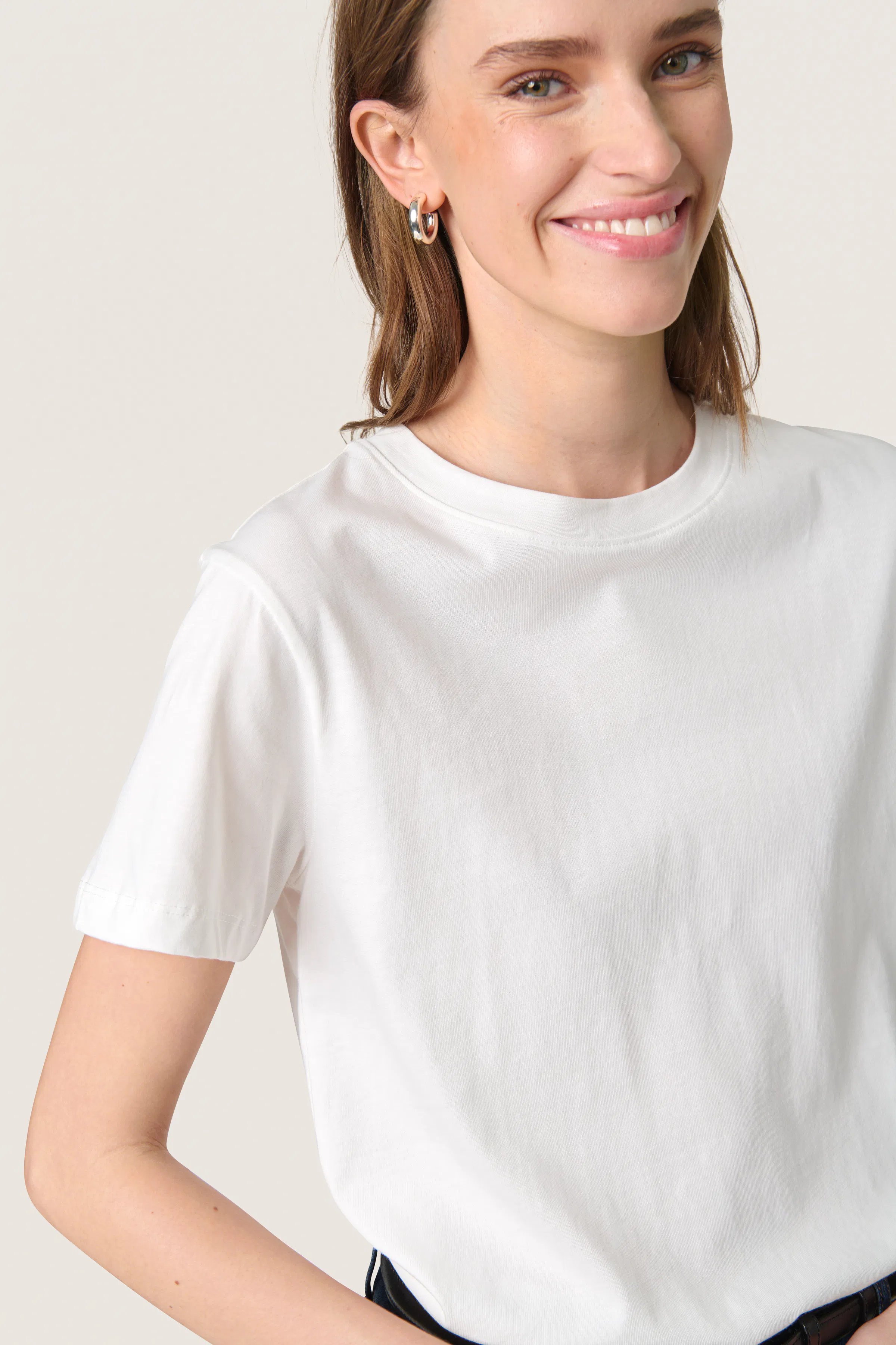 SLJina T-shirt LOOKBOOK DETAIL 30408419-111001