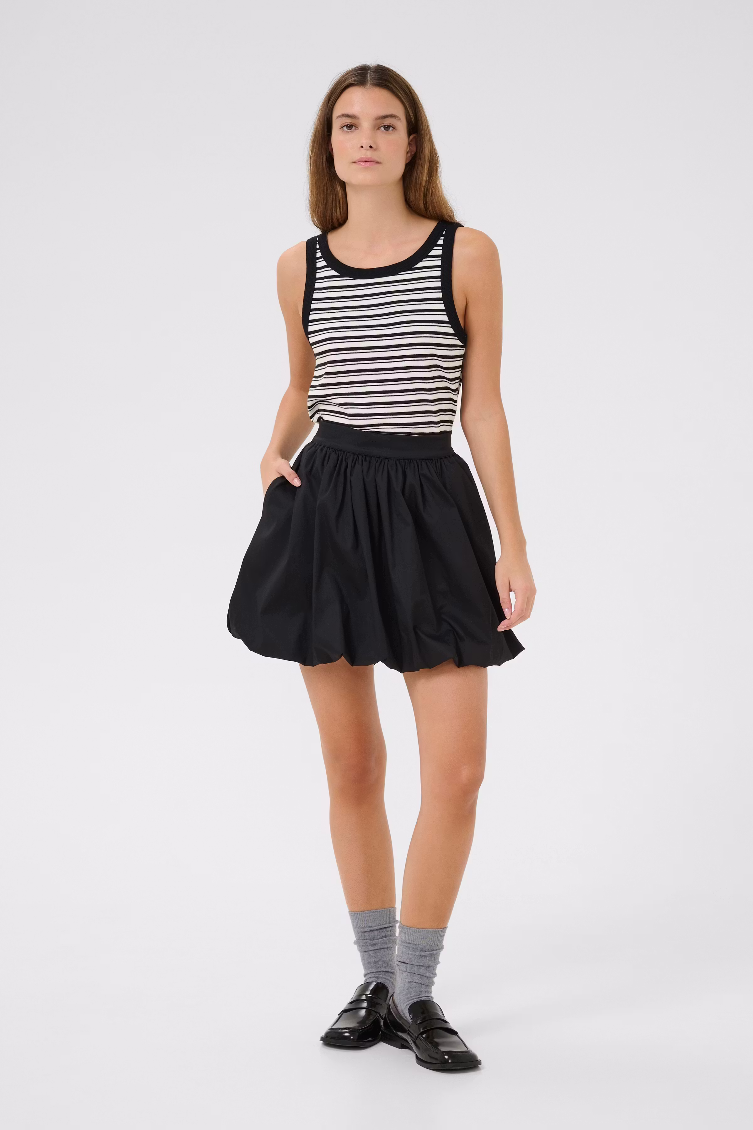 KBOva Top LOOKBOOK FRONT 10105524-107627