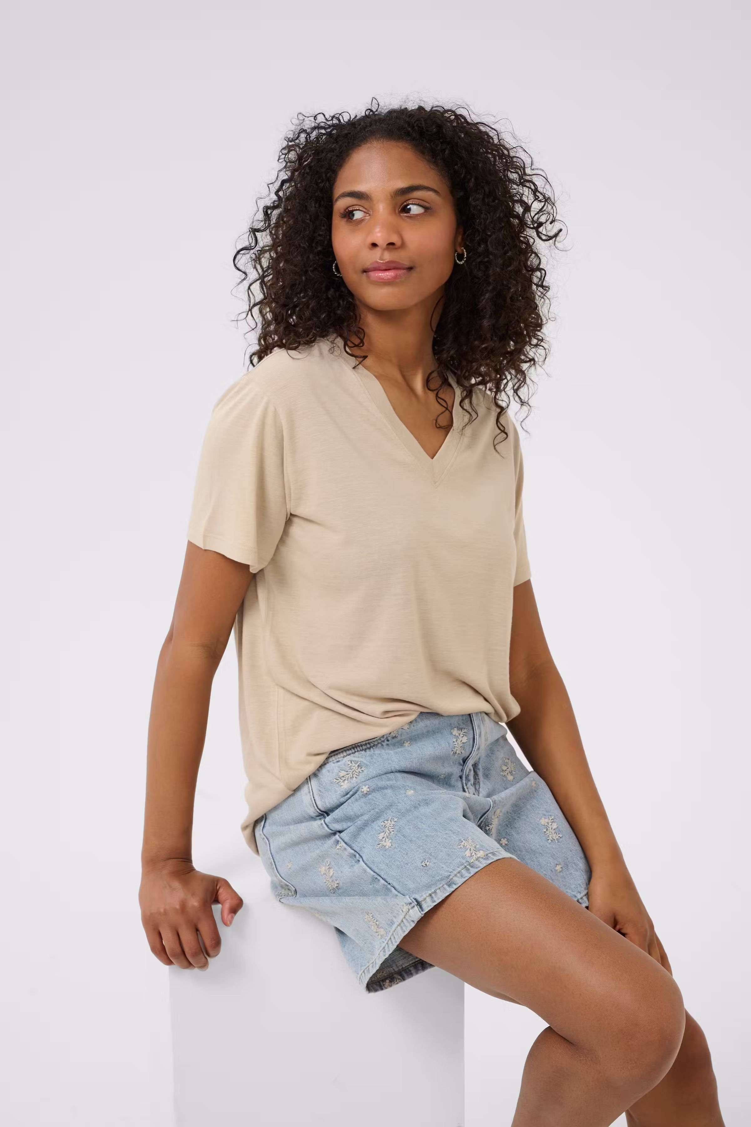 KAmaria T-shirt LOOKBOOK DETAIL 10510066-151305