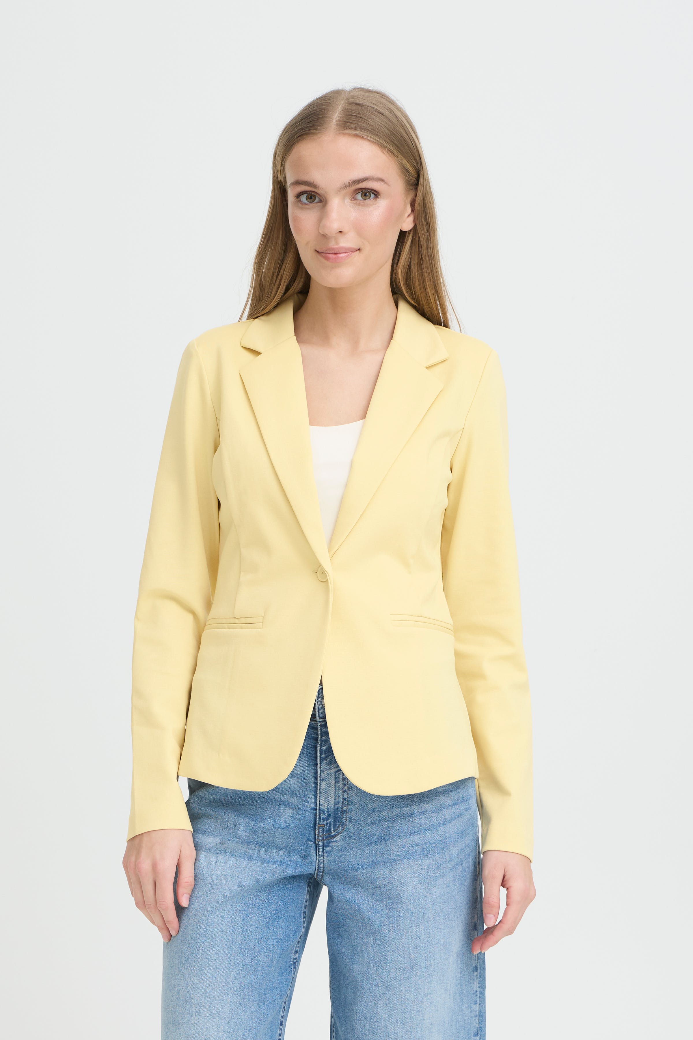 IHKATE Blazer LOOKBOOK FRONT 20101801-130915