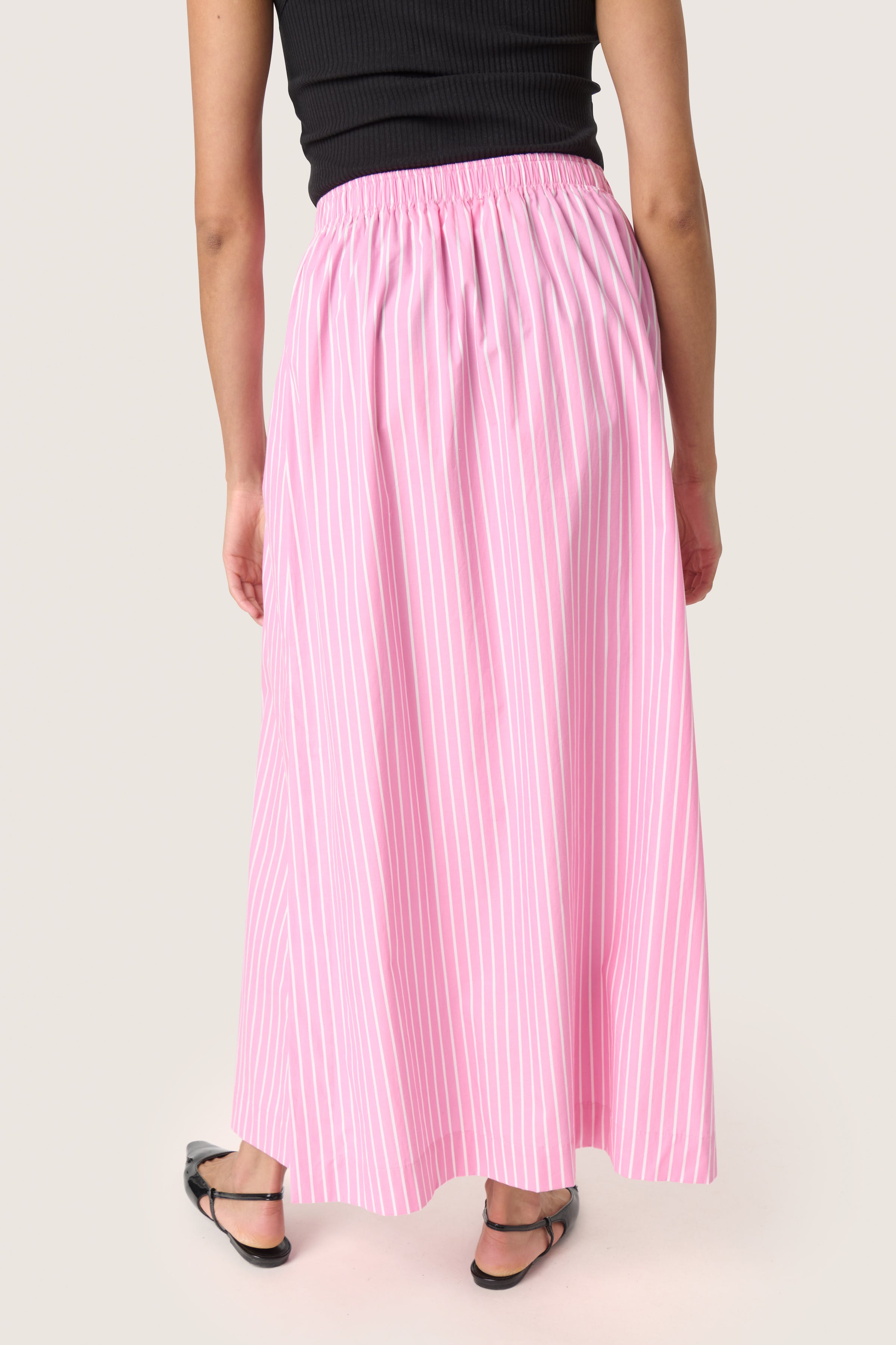 SLKaily Skirt LOOKBOOK BACK 30408236-303715