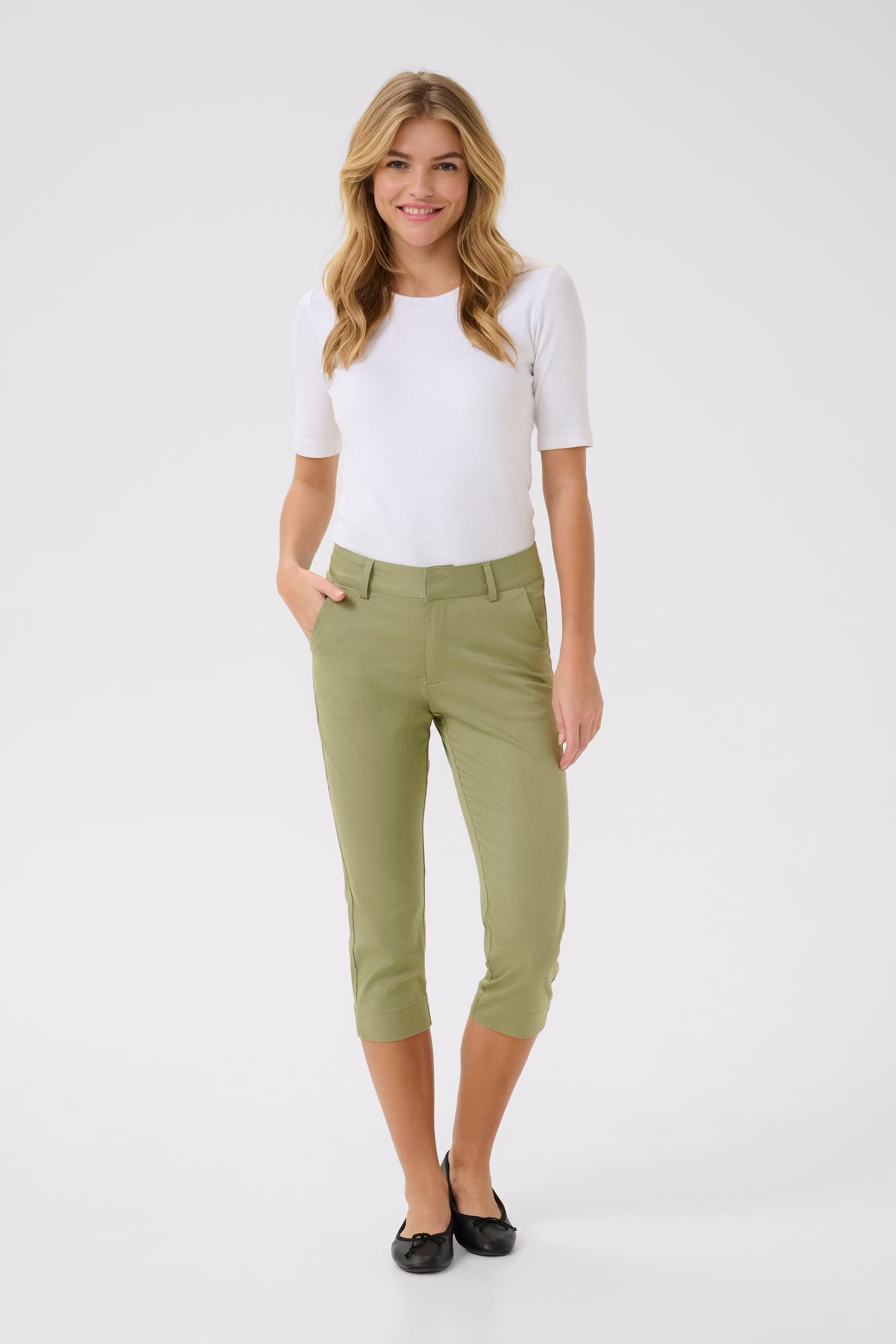 KAlea Bukser LOOKBOOK FRONT 10506815-170115