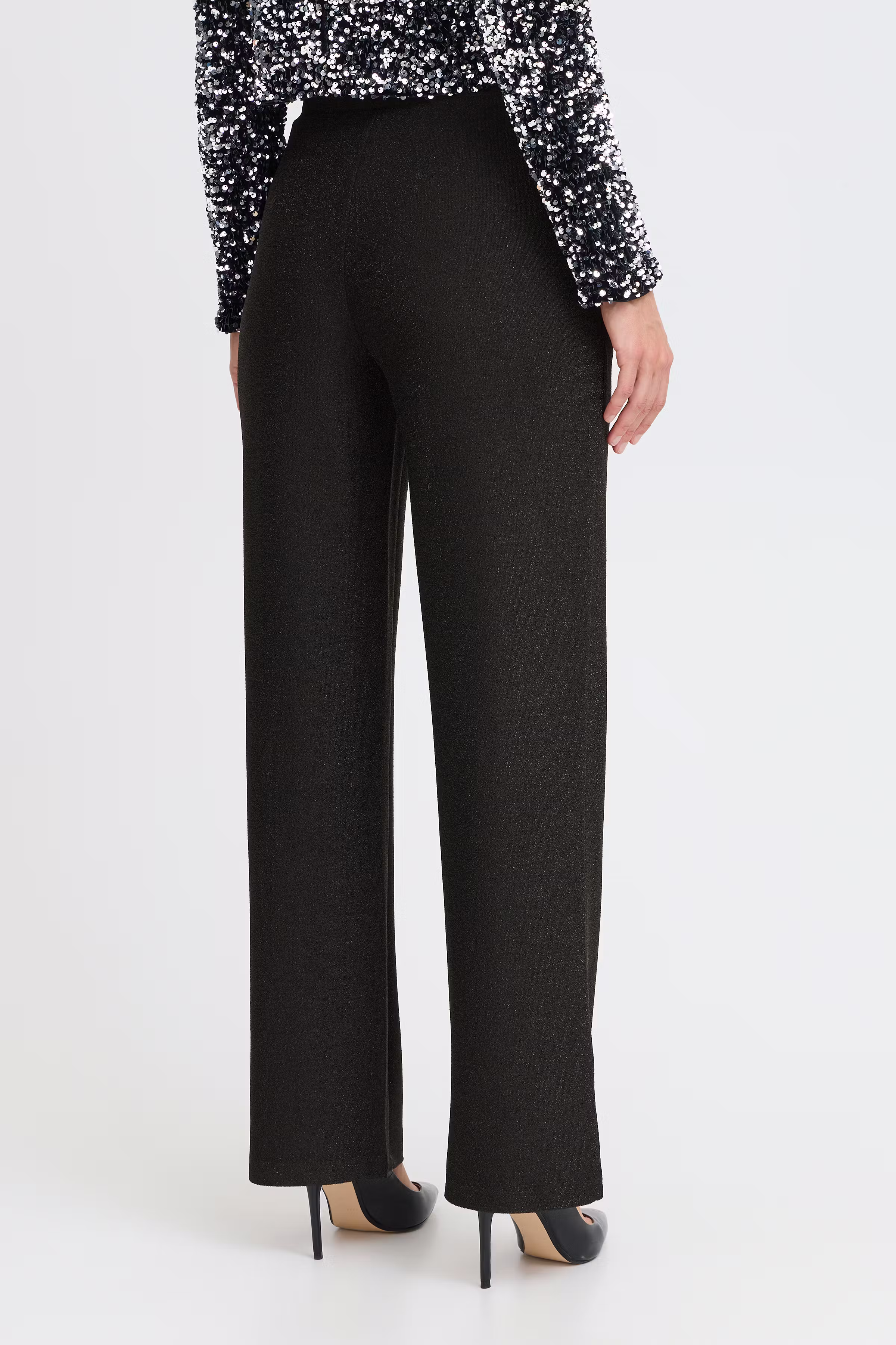 BYTACHA Broek LOOKBOOK BACK 20815947-200453