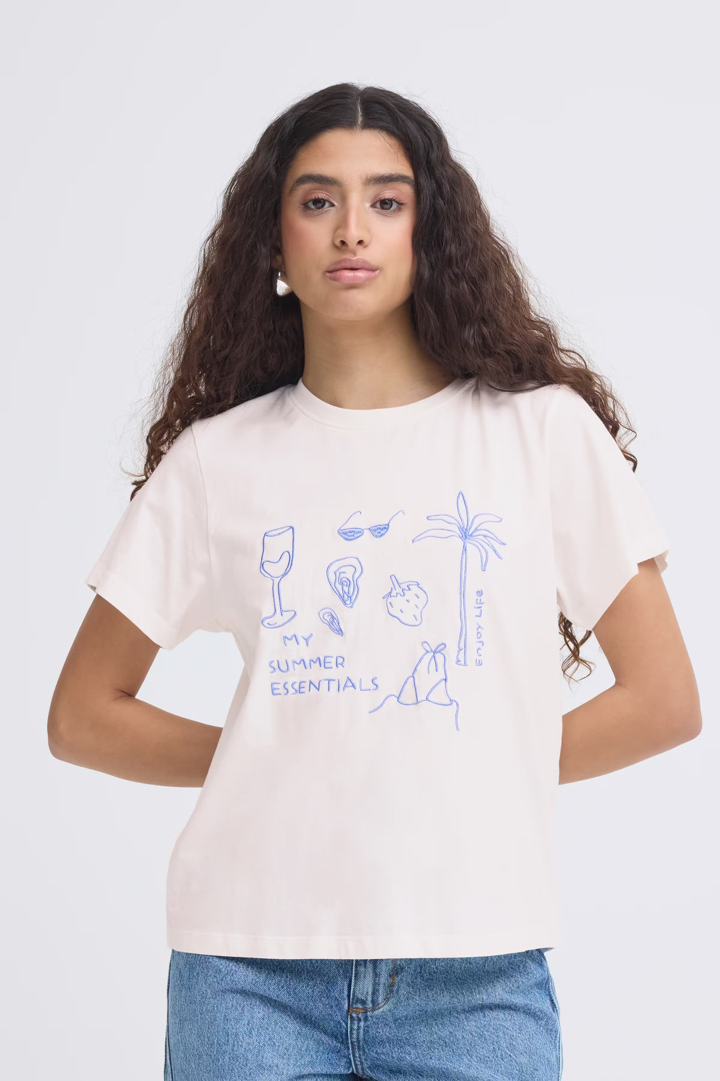 IHNOVOLA T-shirt LOOKBOOK FRONT 20125861-900007074